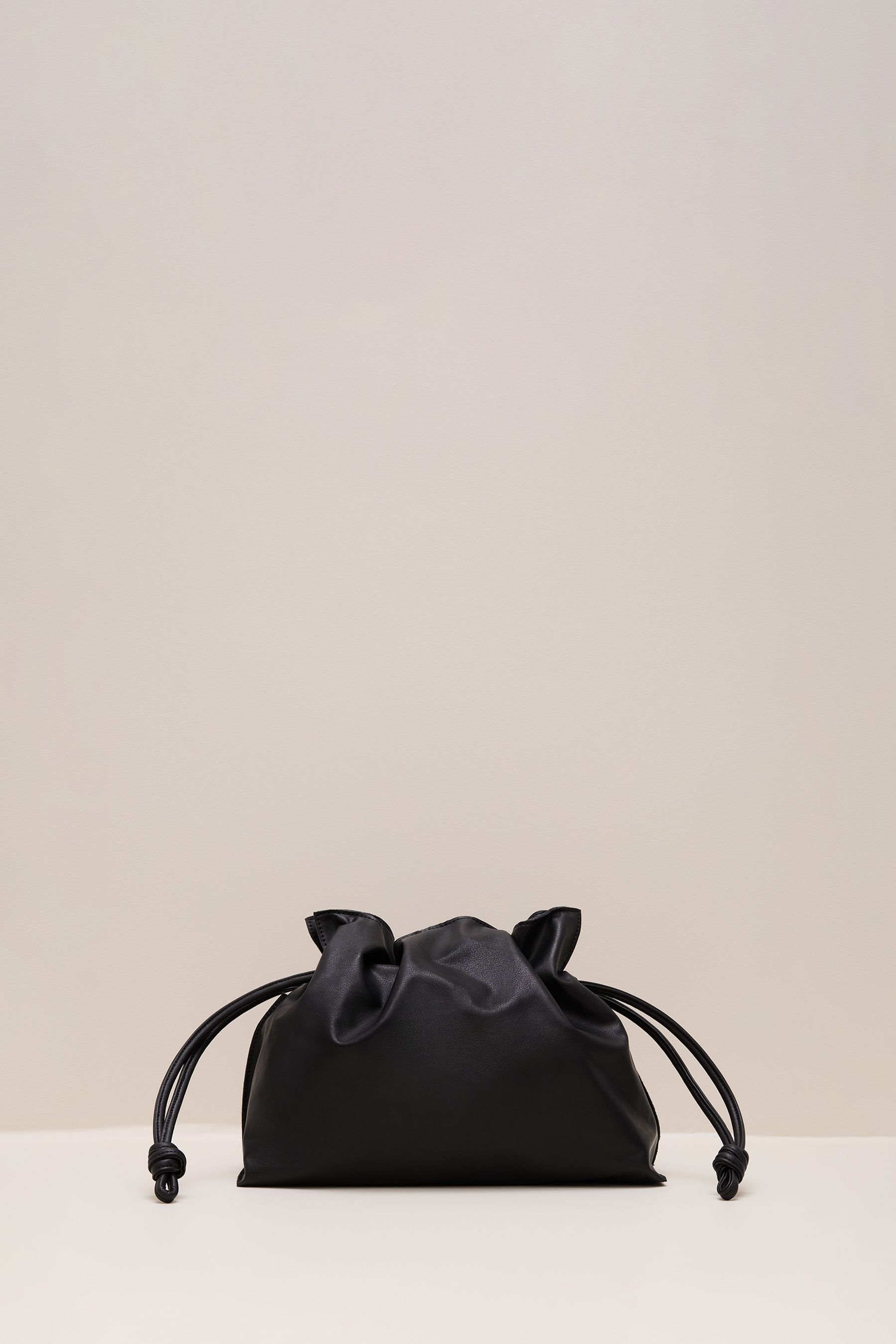 Pouch bag online top