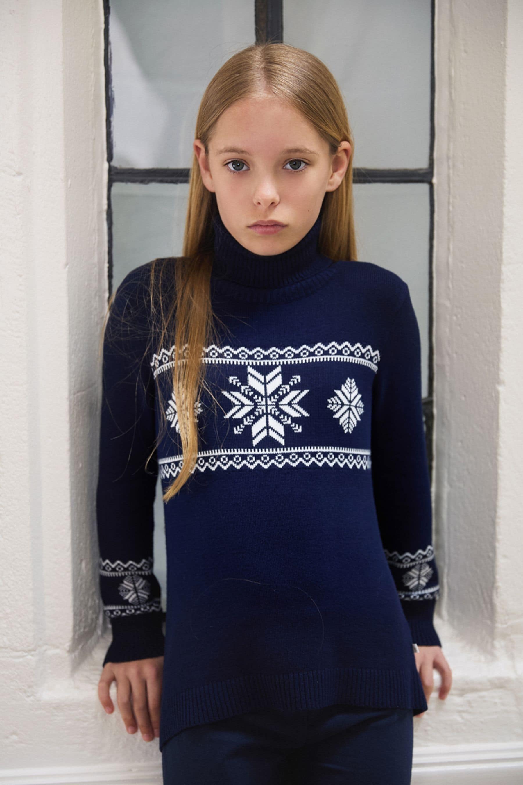 Next snowflake jumper shop