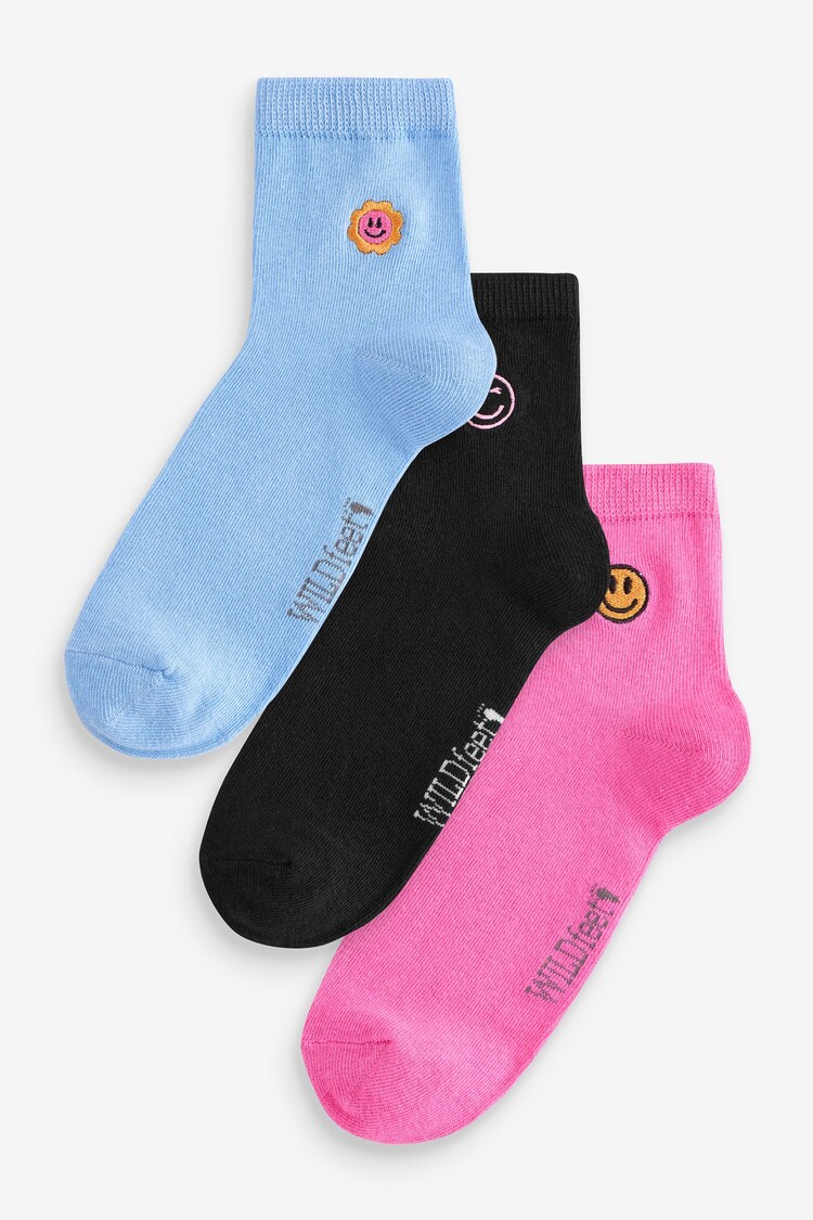 Wild Feet Pink Padlock Embroidery Cropped Crew Socks 3 pack - Image 1 of 4