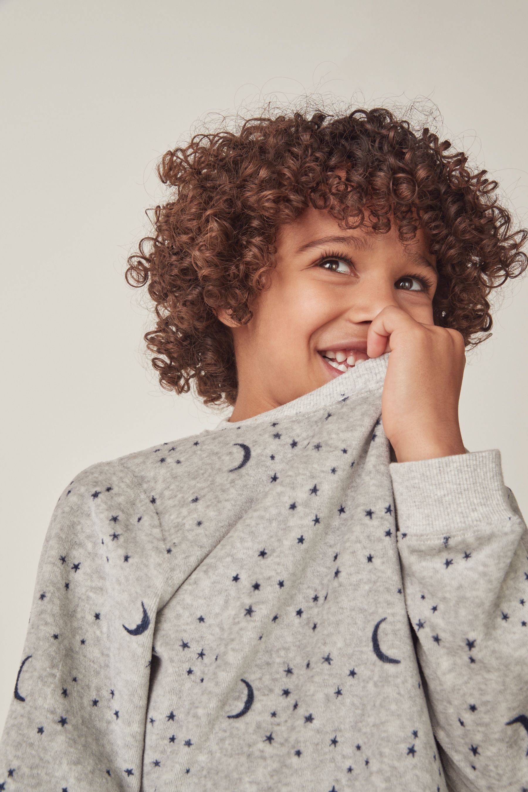 White company moon and star pyjamas new arrivals