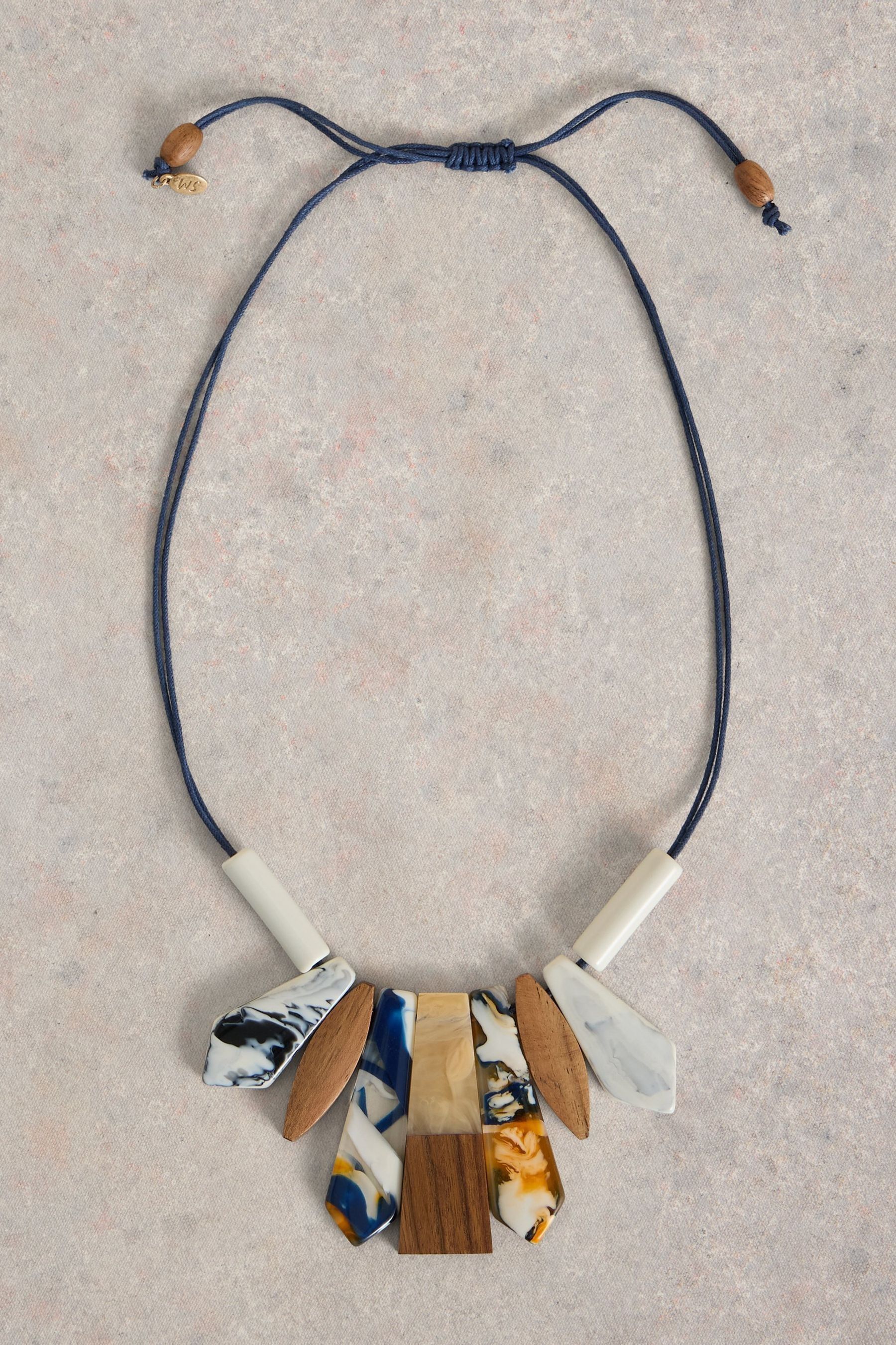 White chunky necklace uk on sale