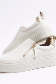 River Island White Wide Fit Laceless Platform Trainers - Image 4 of 4