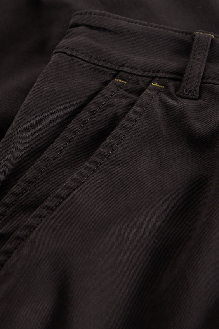 White Stuff Black Everleigh Cargo Trousers - Image 6 of 6