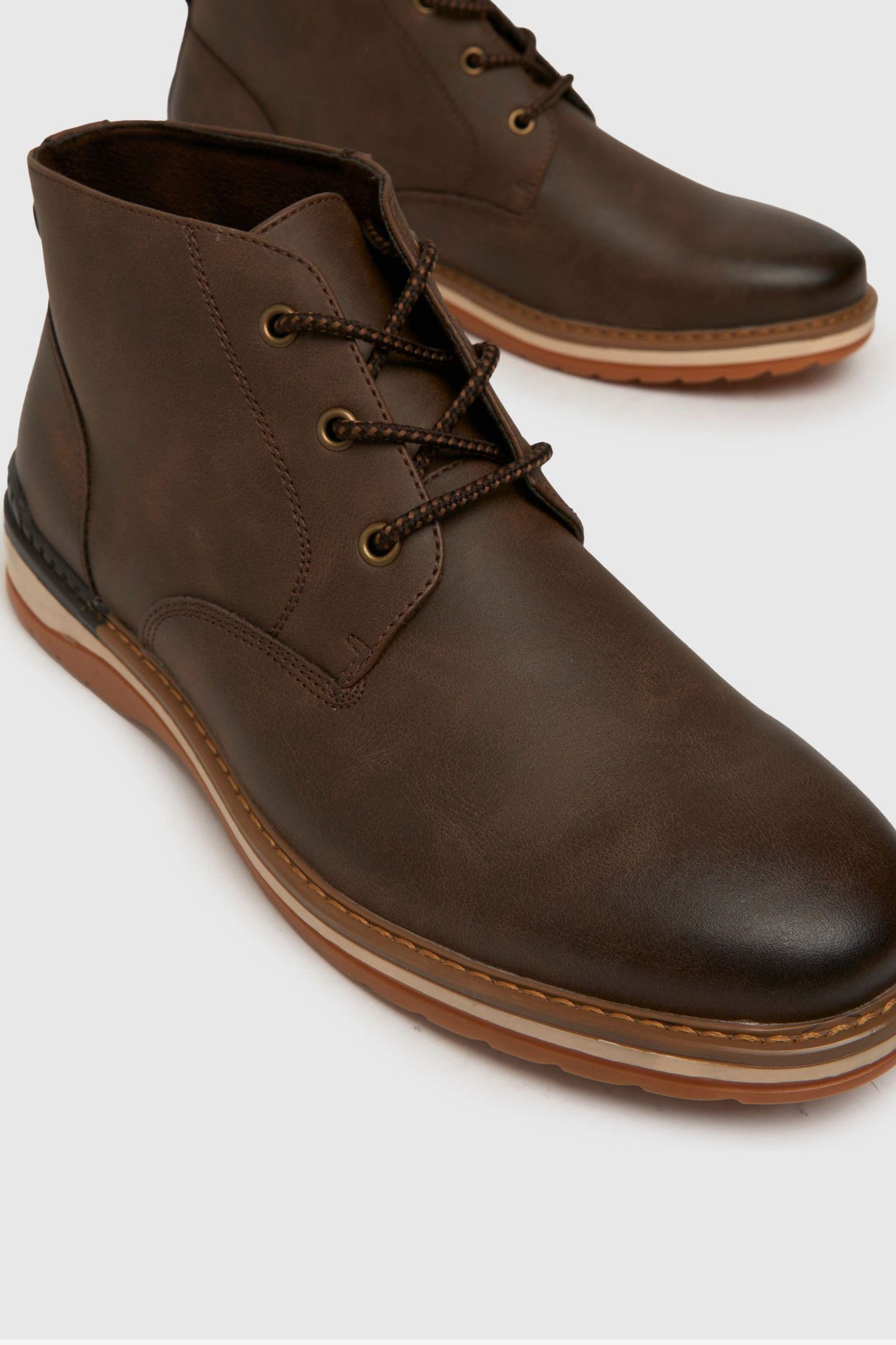 Schuh Denzel Chukka Brown Boots