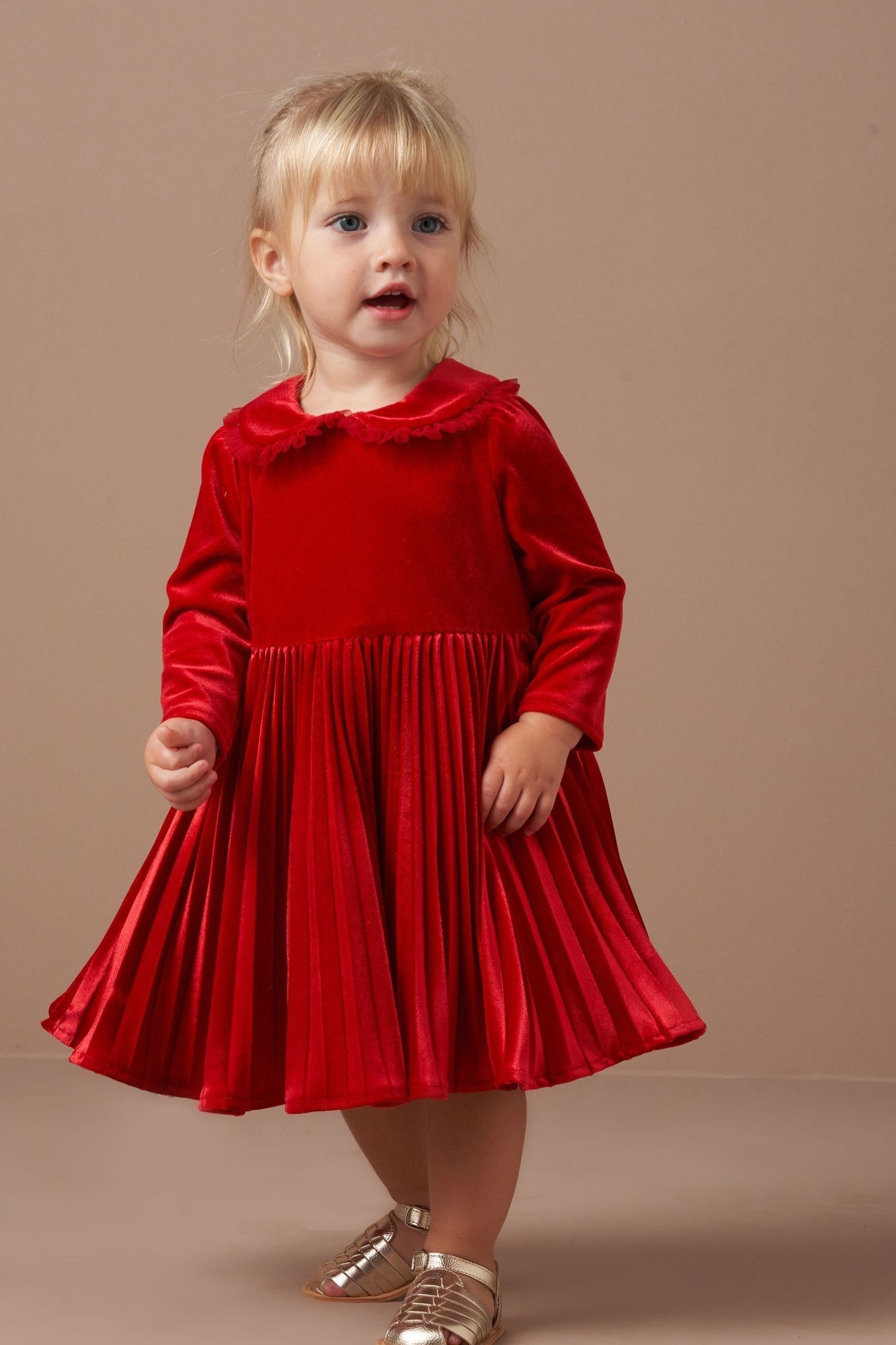 Red velvet dress canada on sale