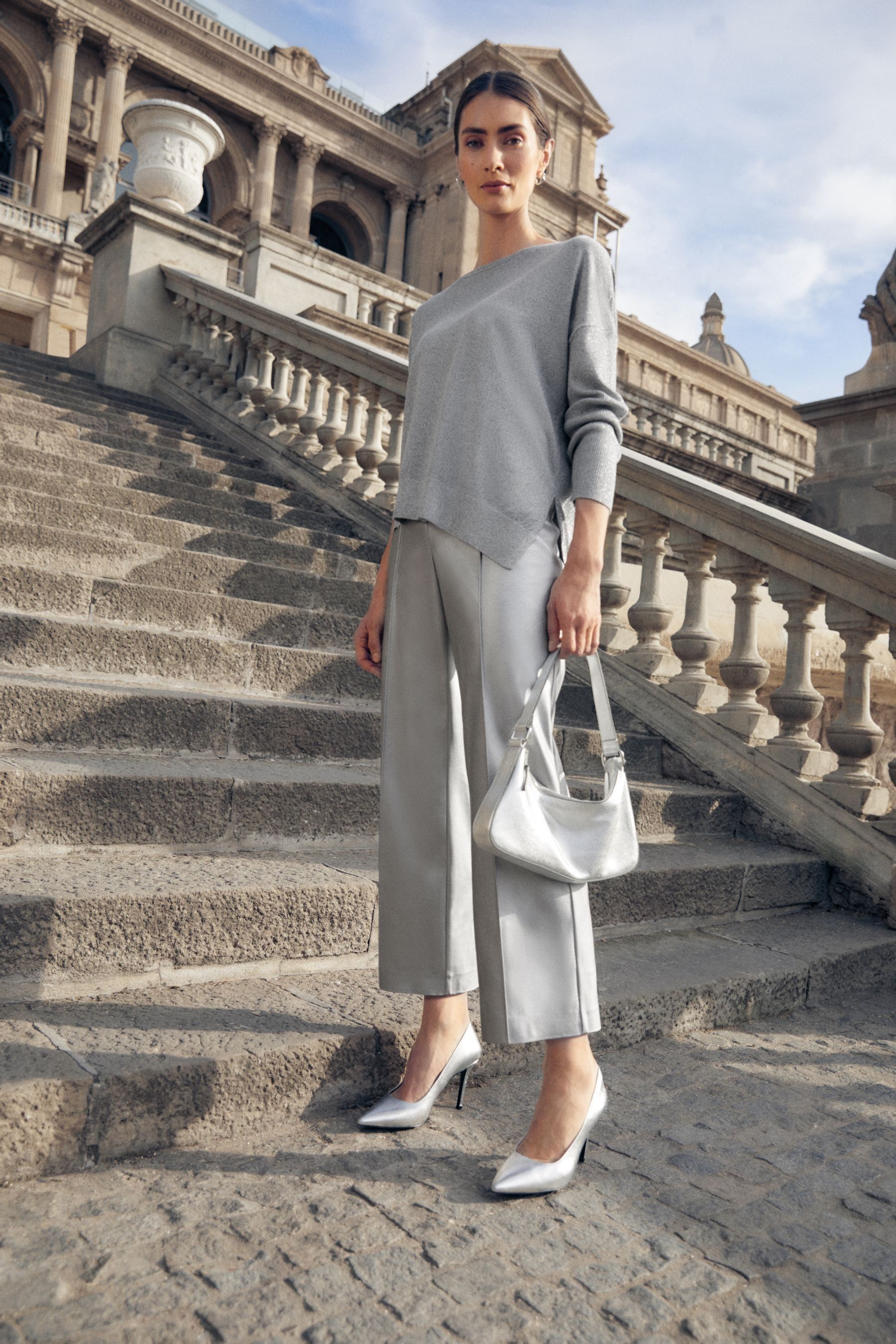 Phase eight asymmetric jumper clearance