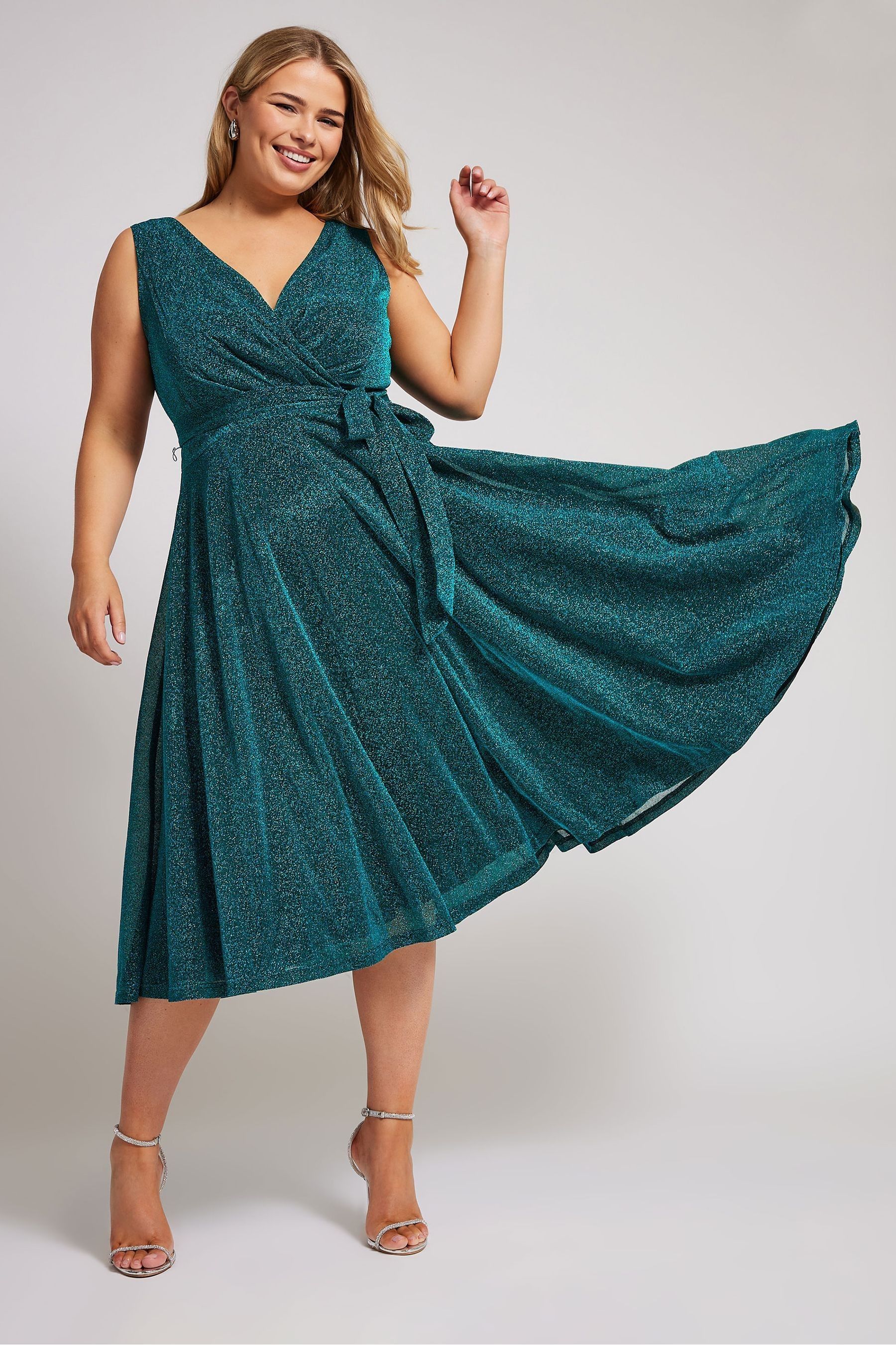 Plus size wrap skater dress outlet