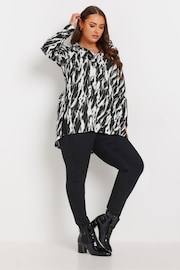 Yours Curve Black Textured Jersey Shirt - Image 2 of 5