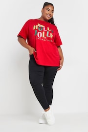 Yours Curve Holly Jolly Xmas Novelty T-Shirt - 圖片 2，共 5