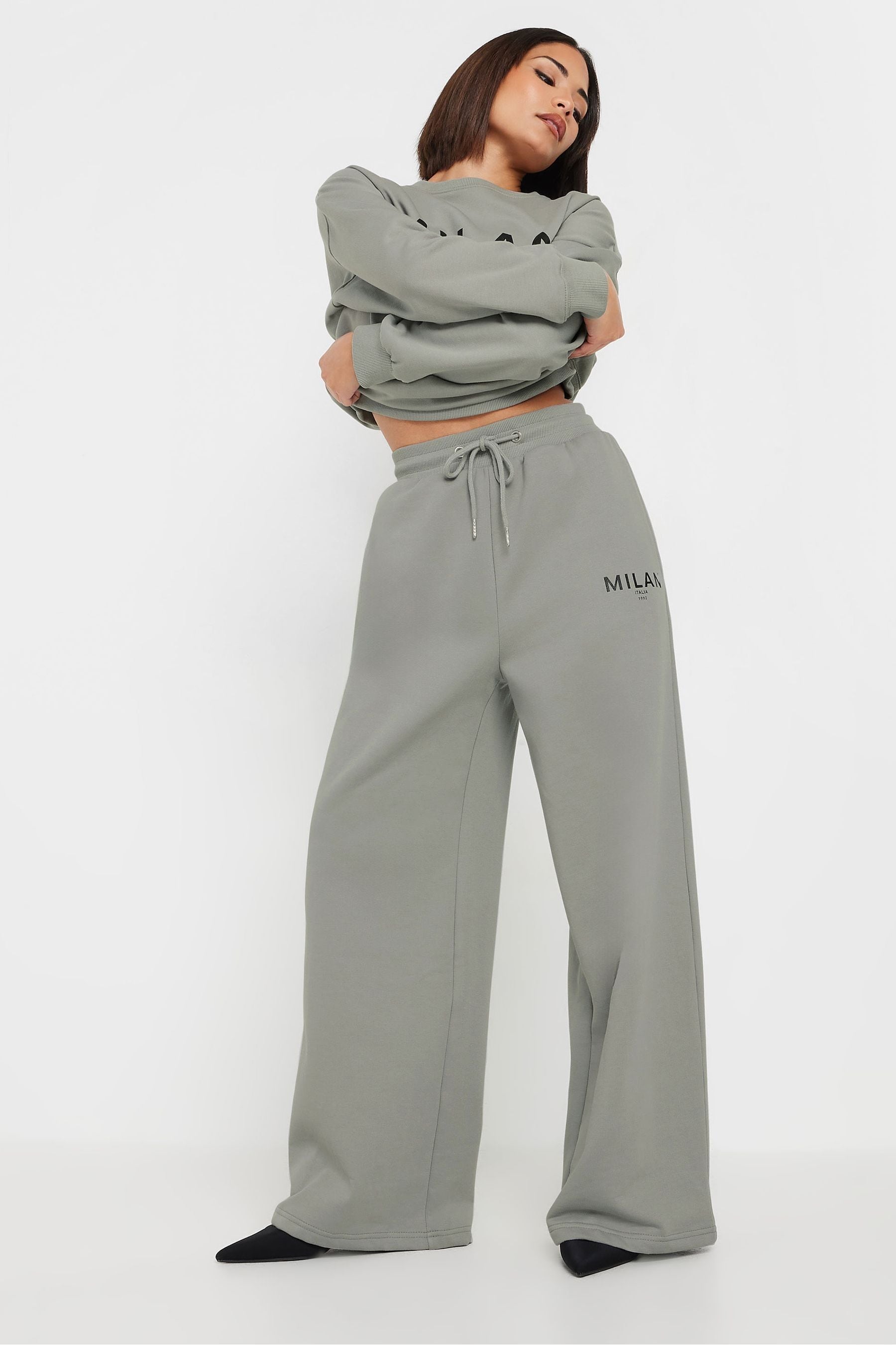 Petite wide leg joggers outlet