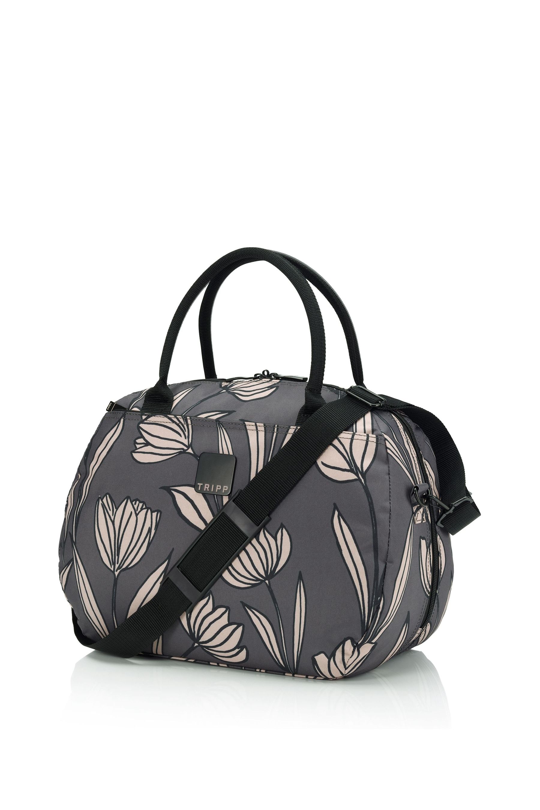 Tripp weekend bag top