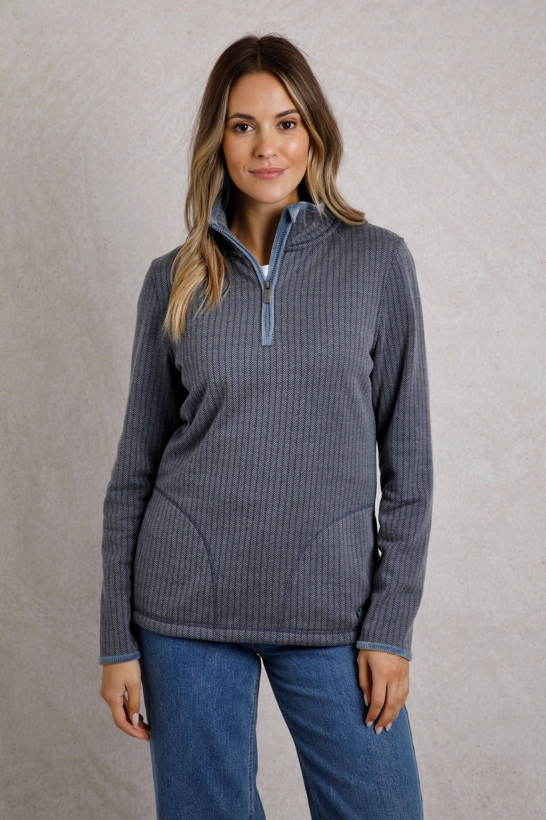 Weird fish quarter zip top