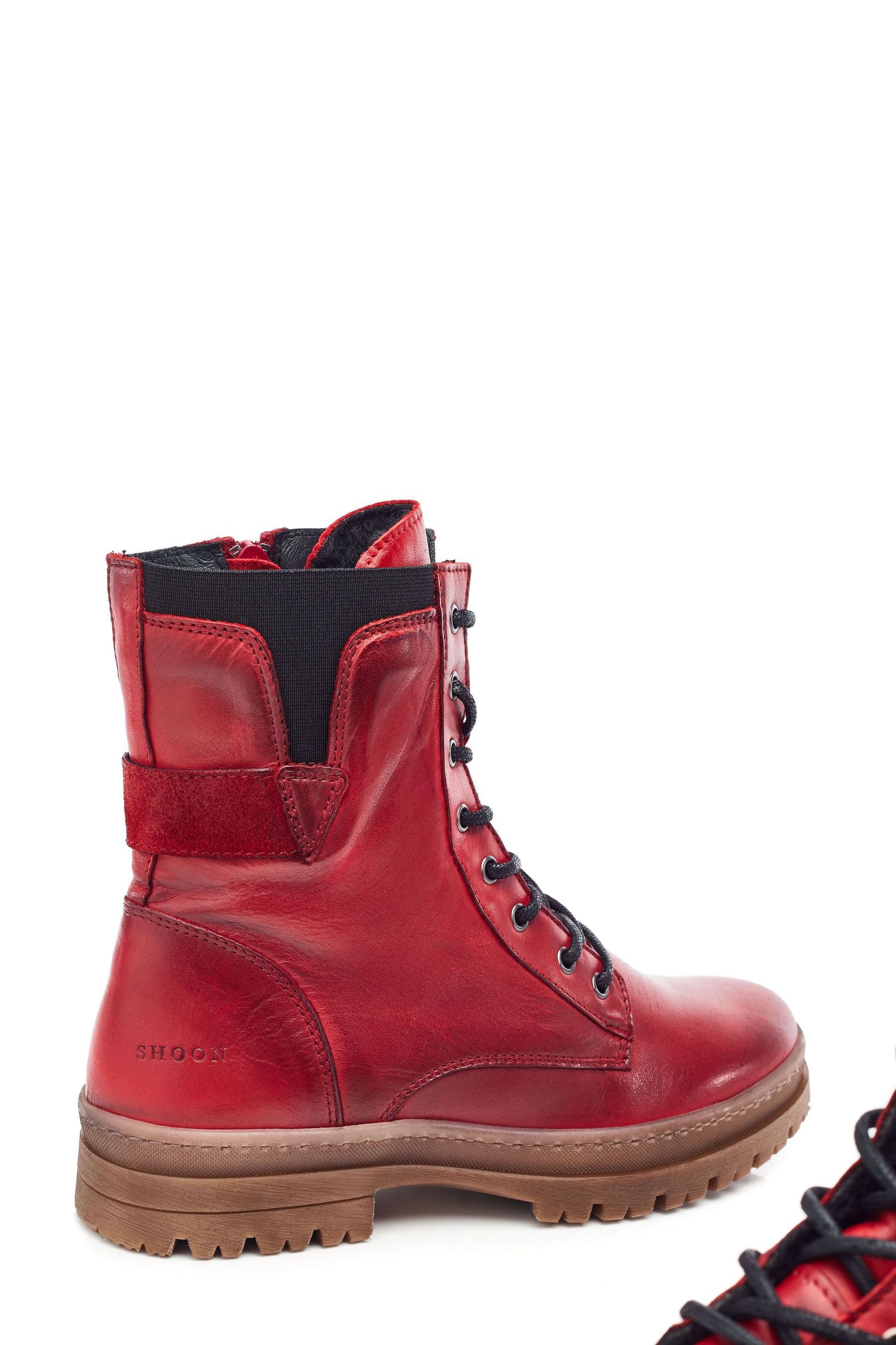 Moda in pelle red boots discount
