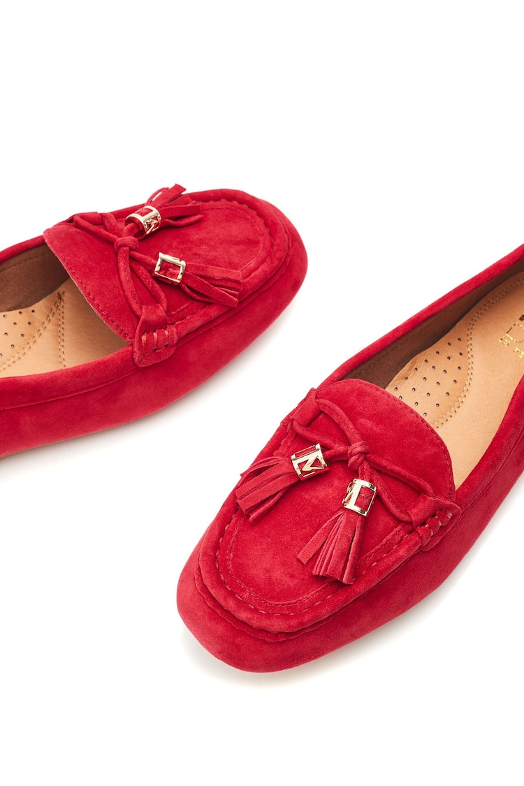 Moda In Pelle Famina Square Toe Bow Tassel Trim Leather Loafers - Image 4 of 4