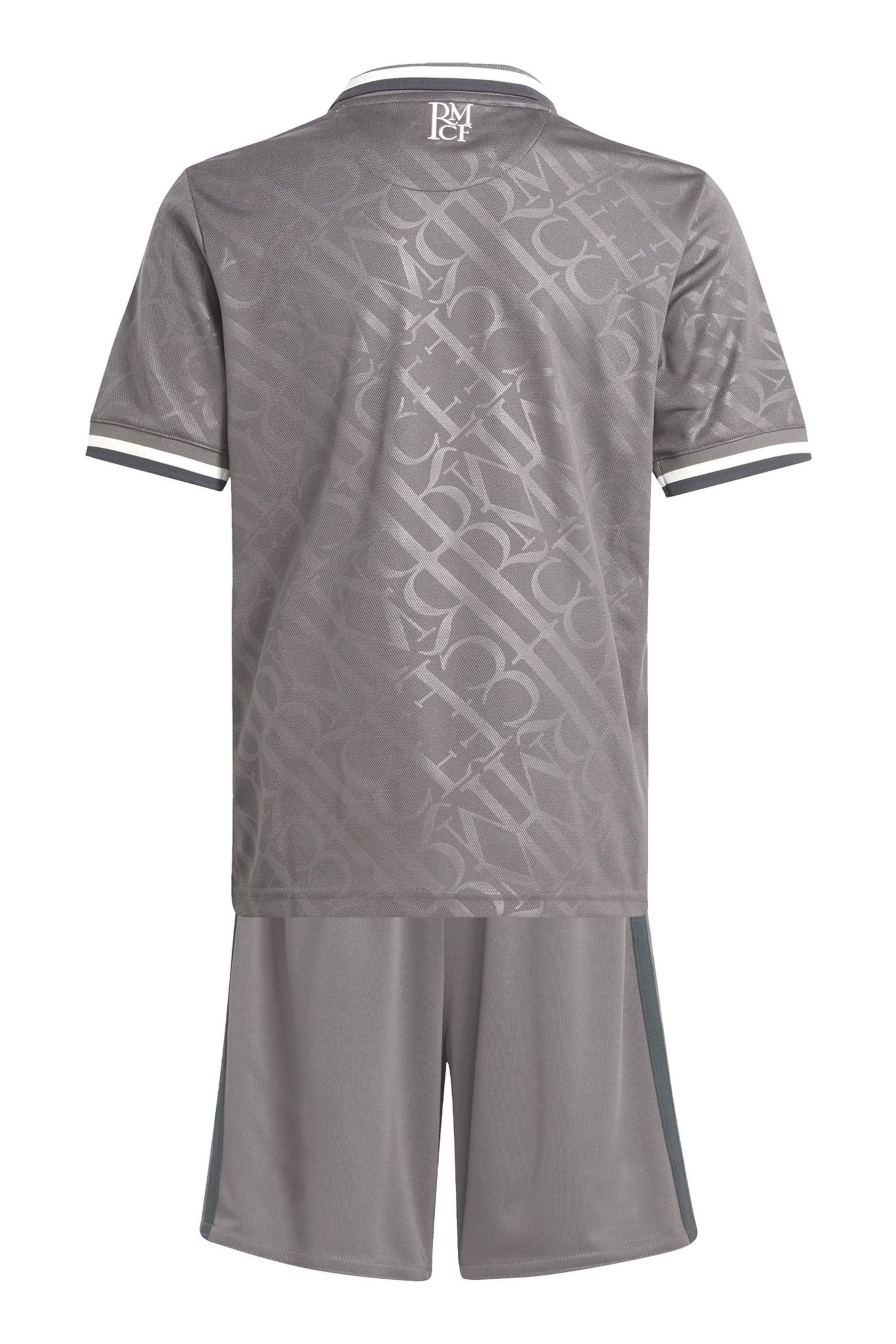 Real madrid grey kit cheap