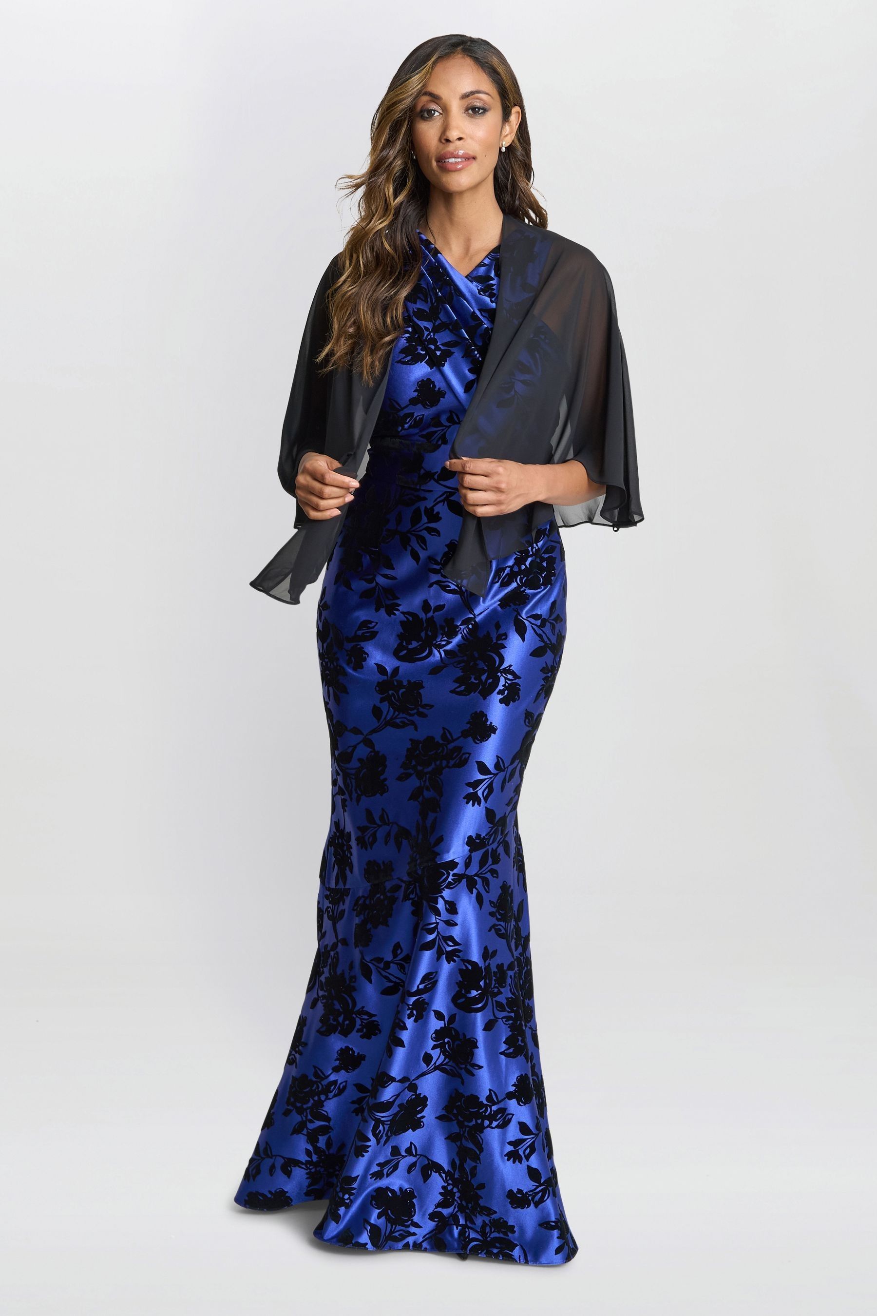 Gina Bacconi Chiffon Cover Up Shawl Scarrf smallmedium Black Womens