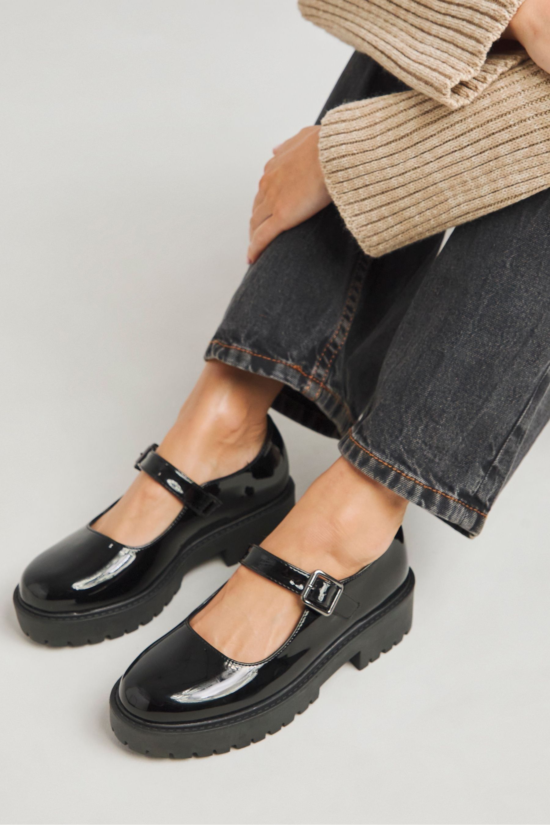 Fit flat shoes clearance