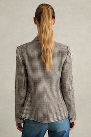 Reiss Navy Neutral Check Evie Cotton-Linen Double-Breasted Houndstooth-Check Blazer - Image 6 of 7