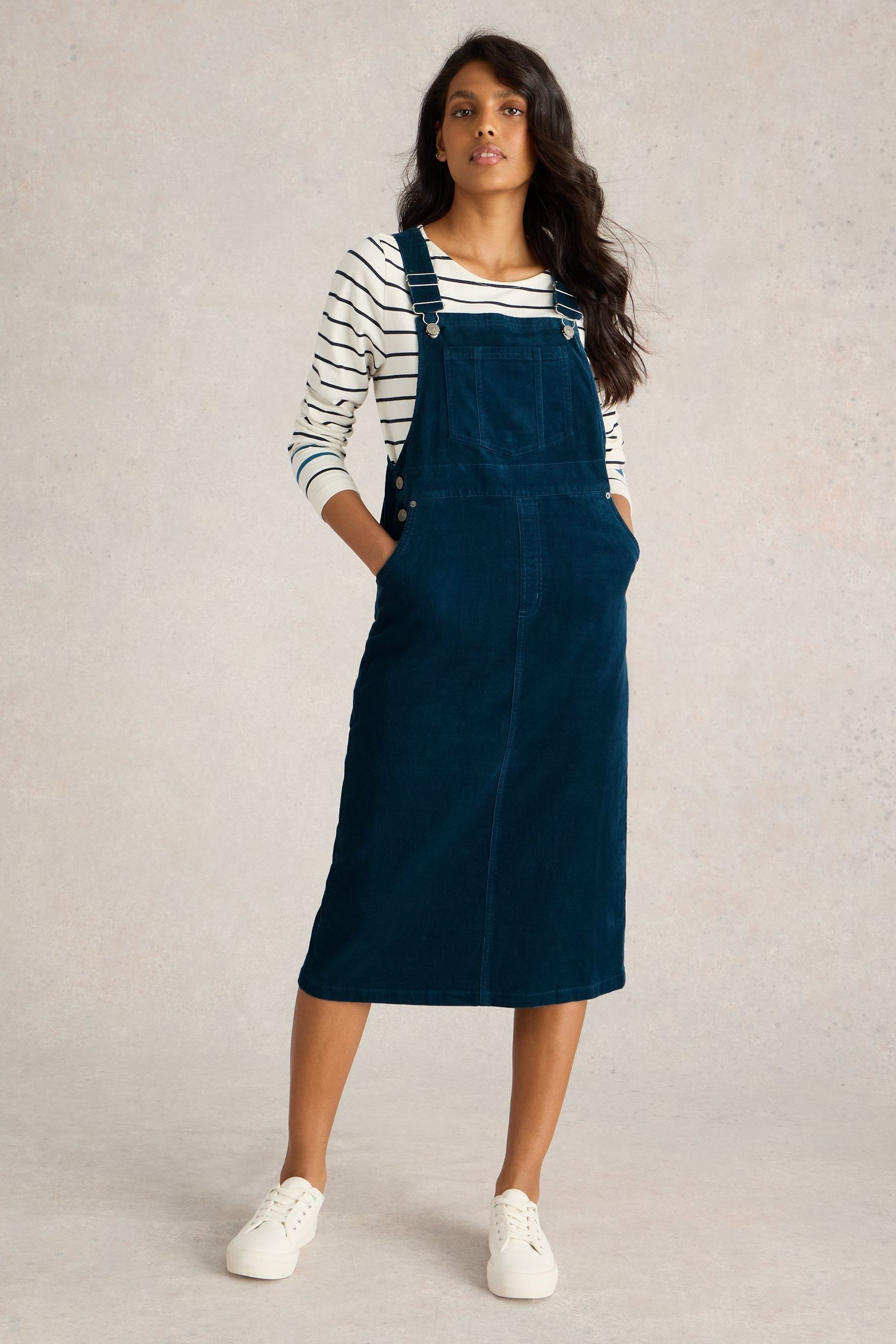 Pinny for dress top