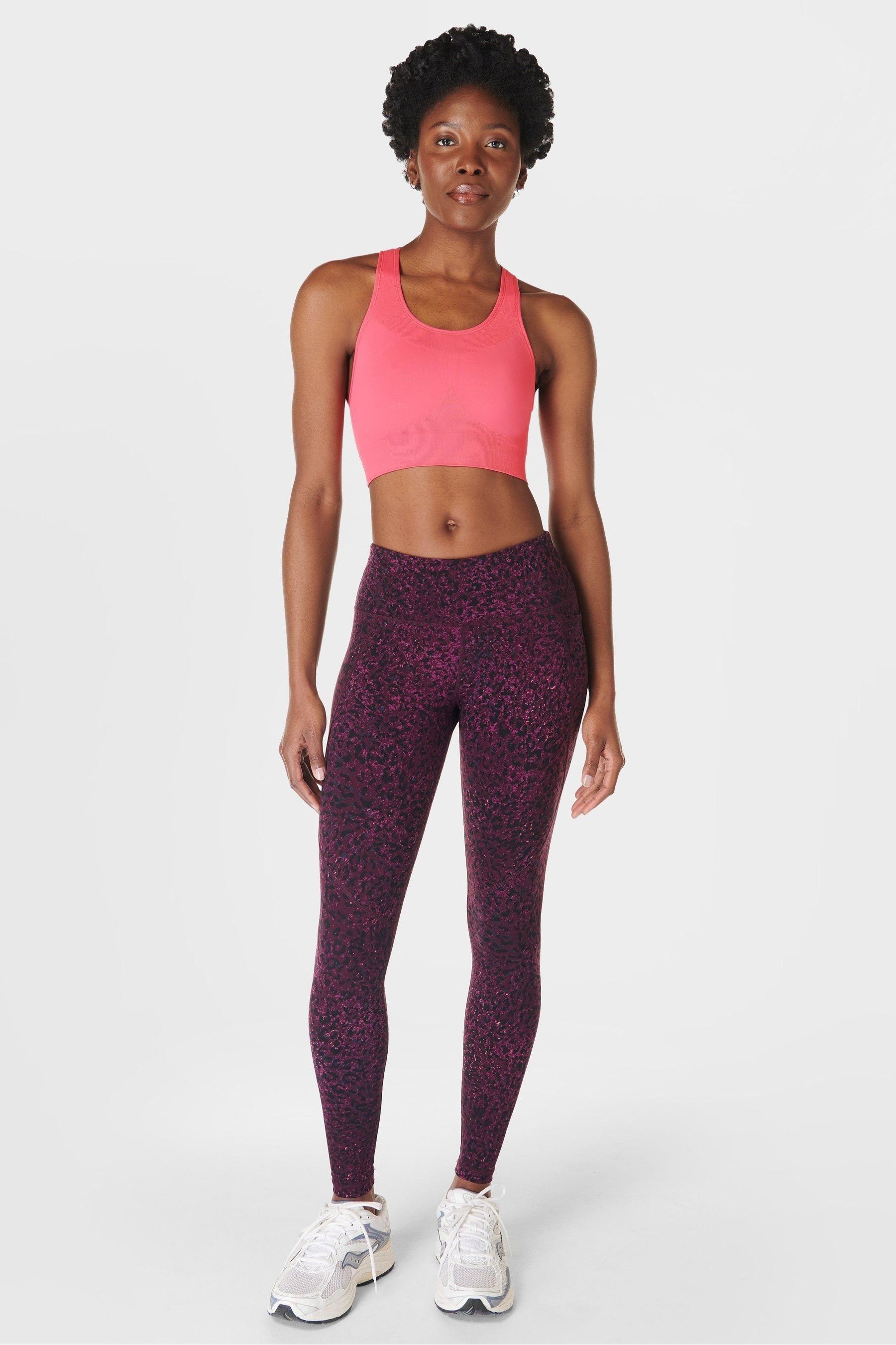 Sports bra with leggings outlet