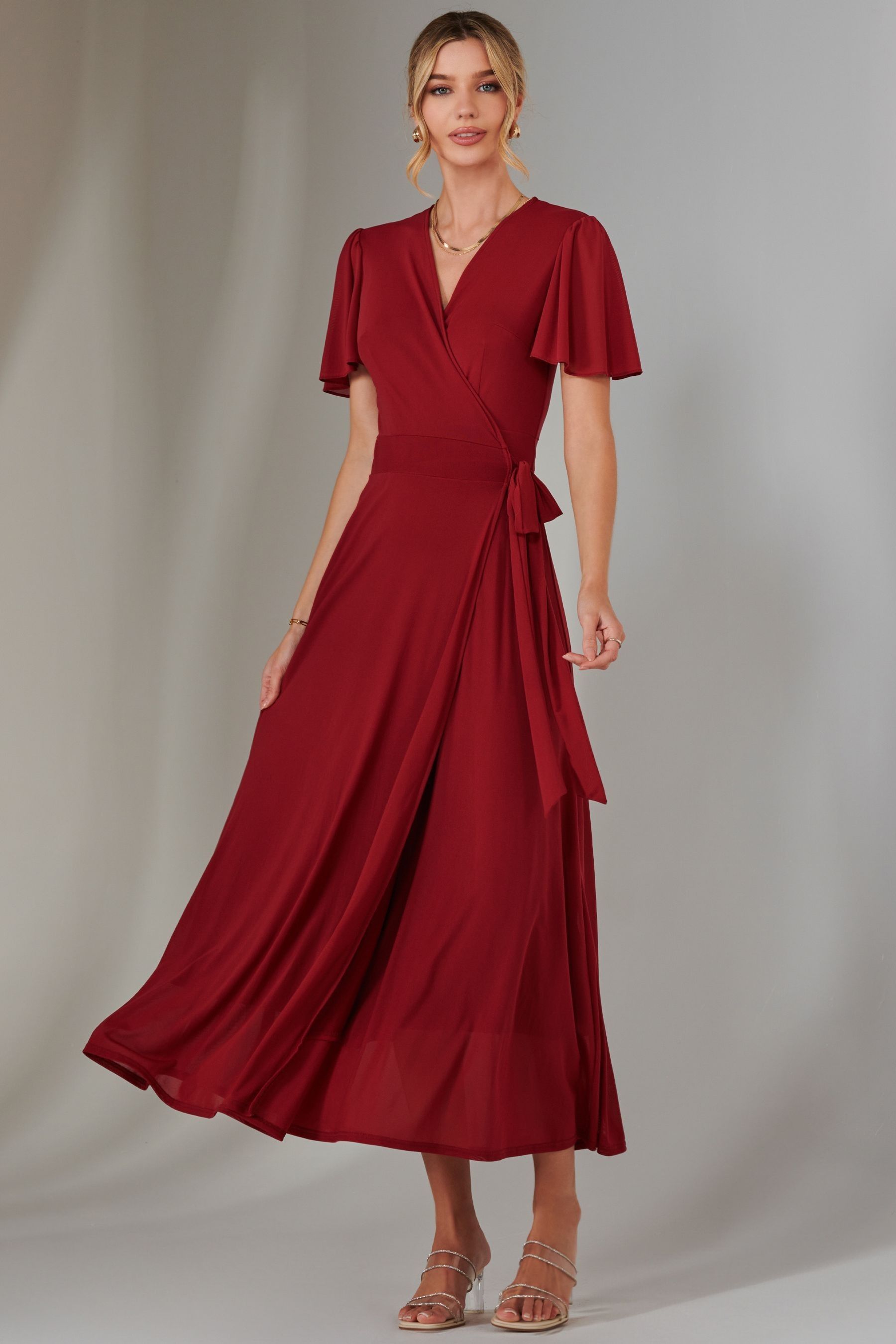 Plain maxi dress with sleeves online
