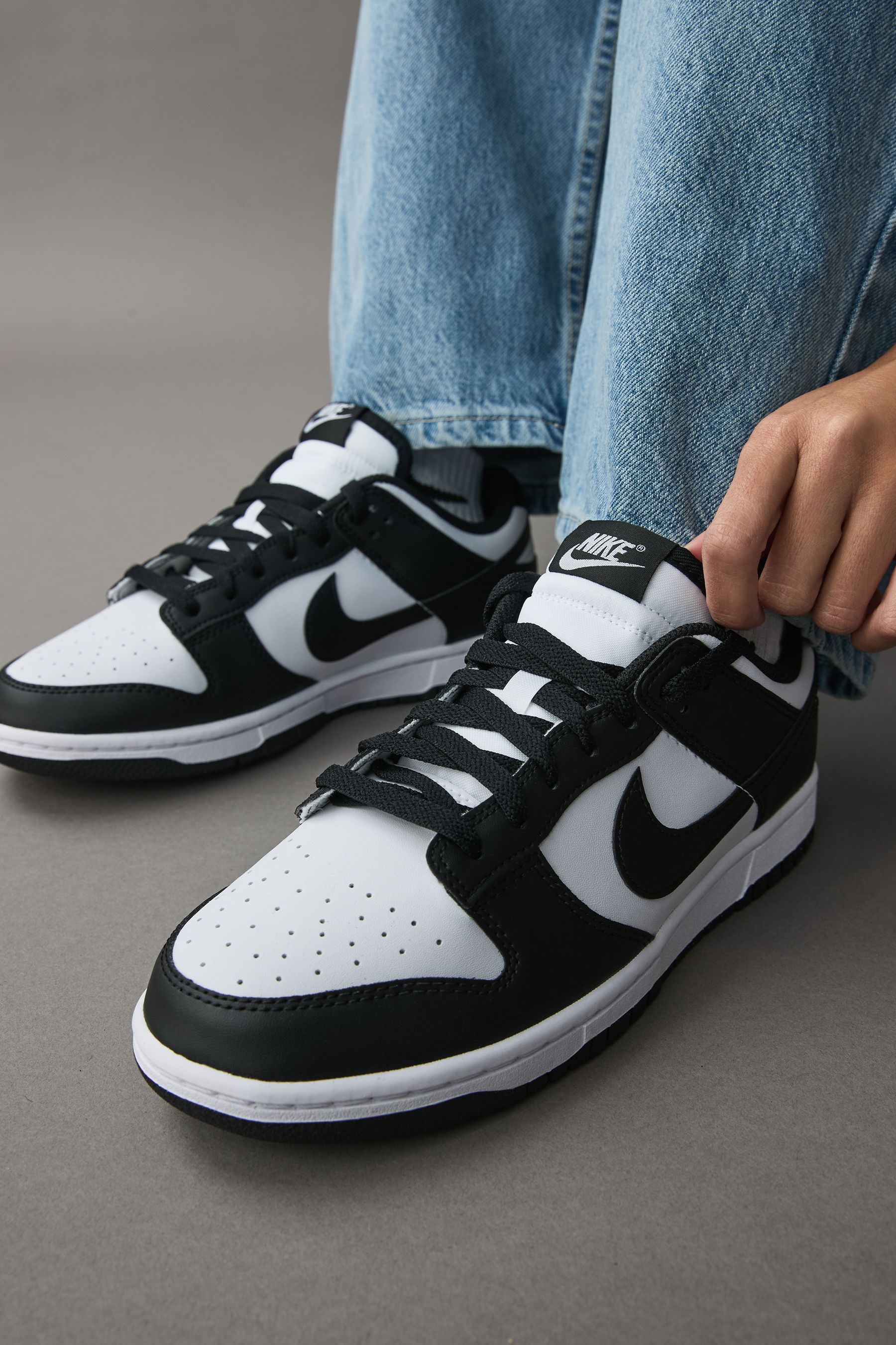 Nike black and white speckled new arrivals