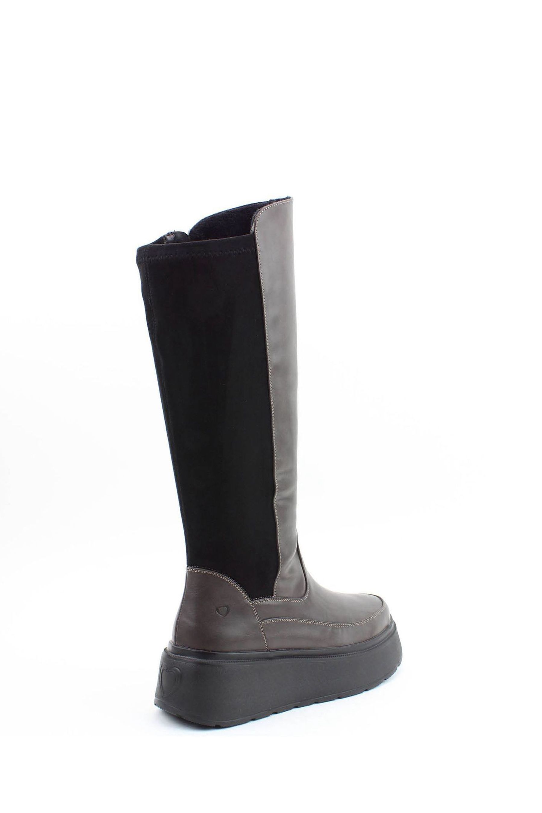 Heavenly soles knee high boots top