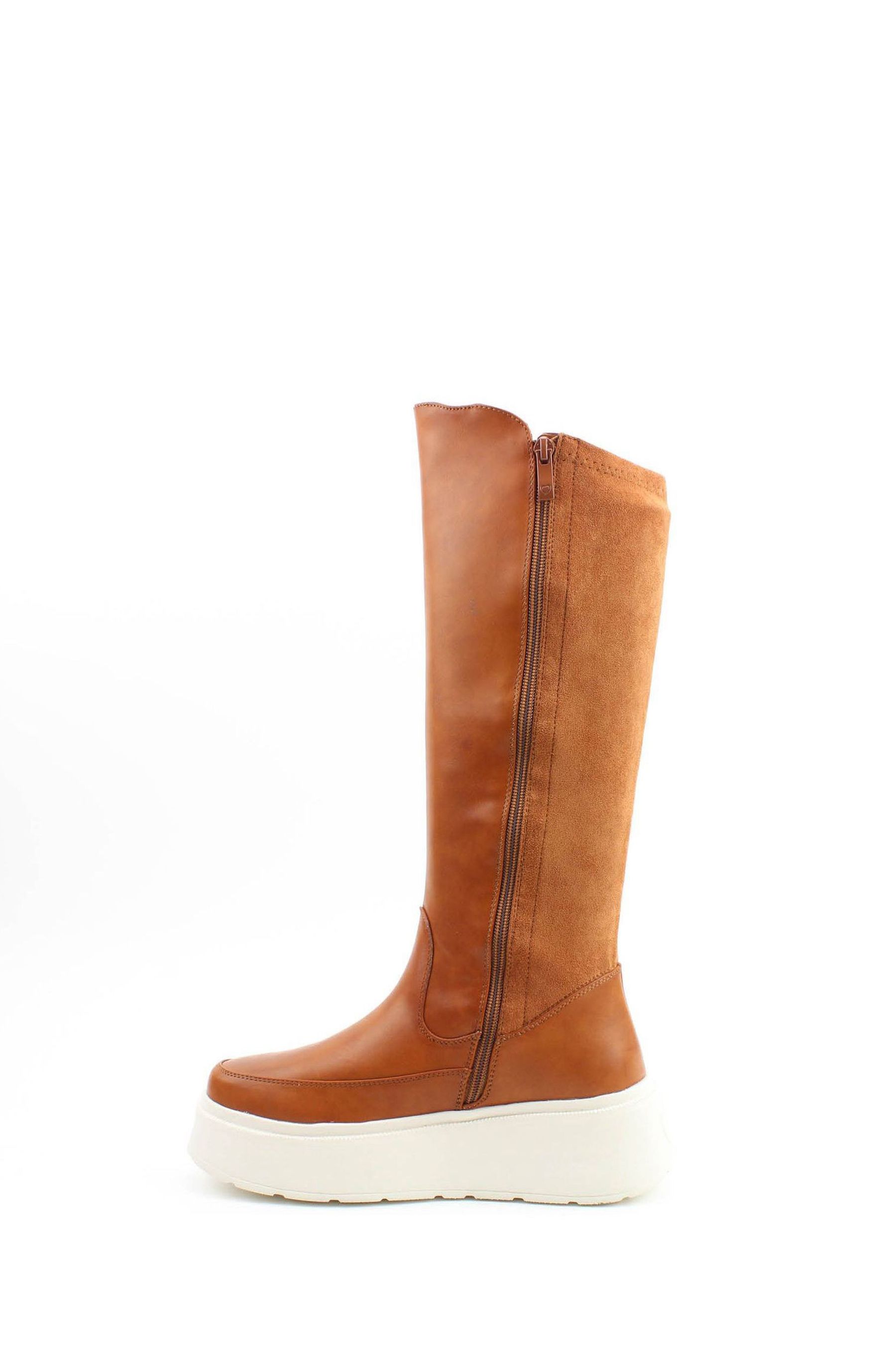 Heavenly feet strut boots top