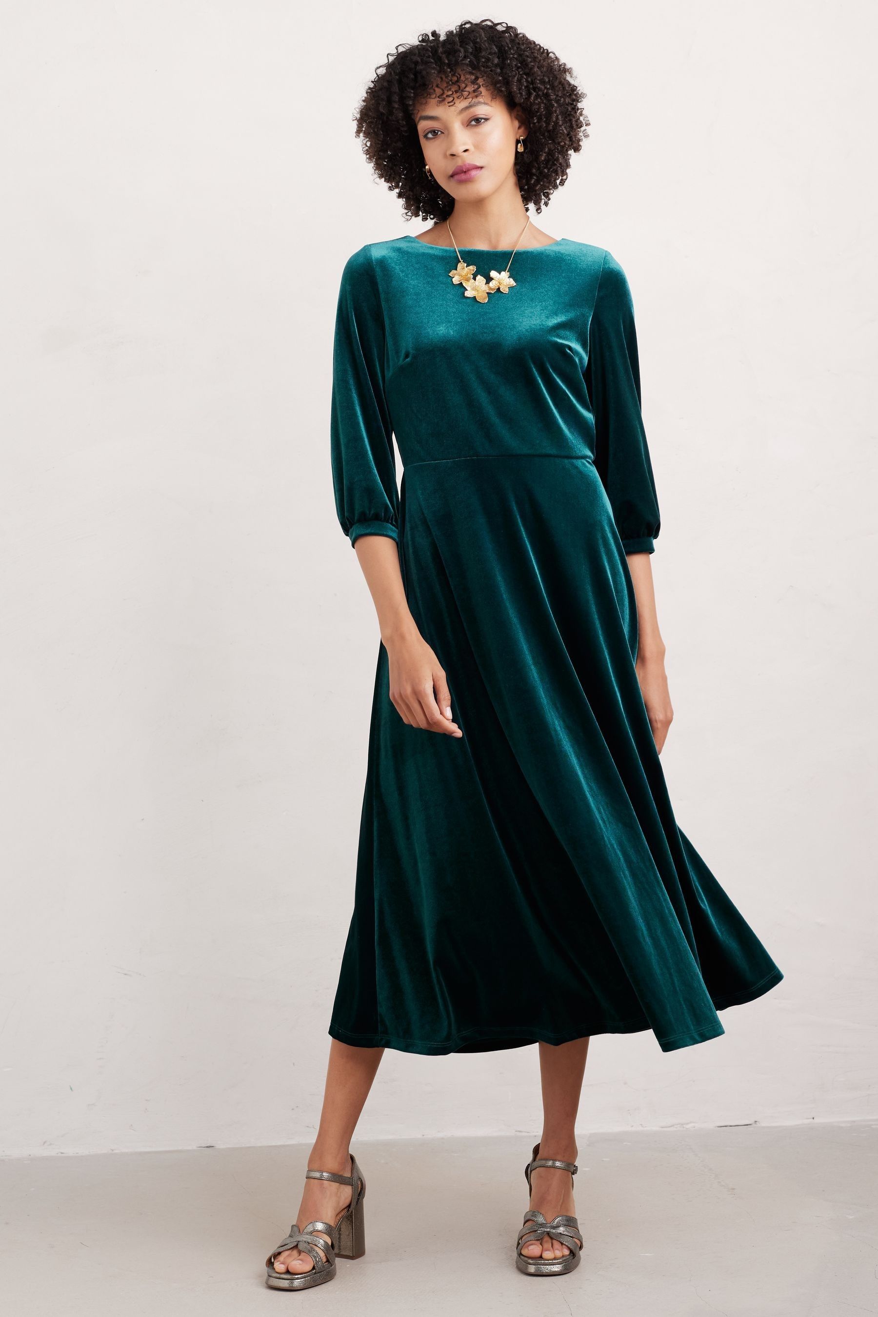 Next velvet dress outlet