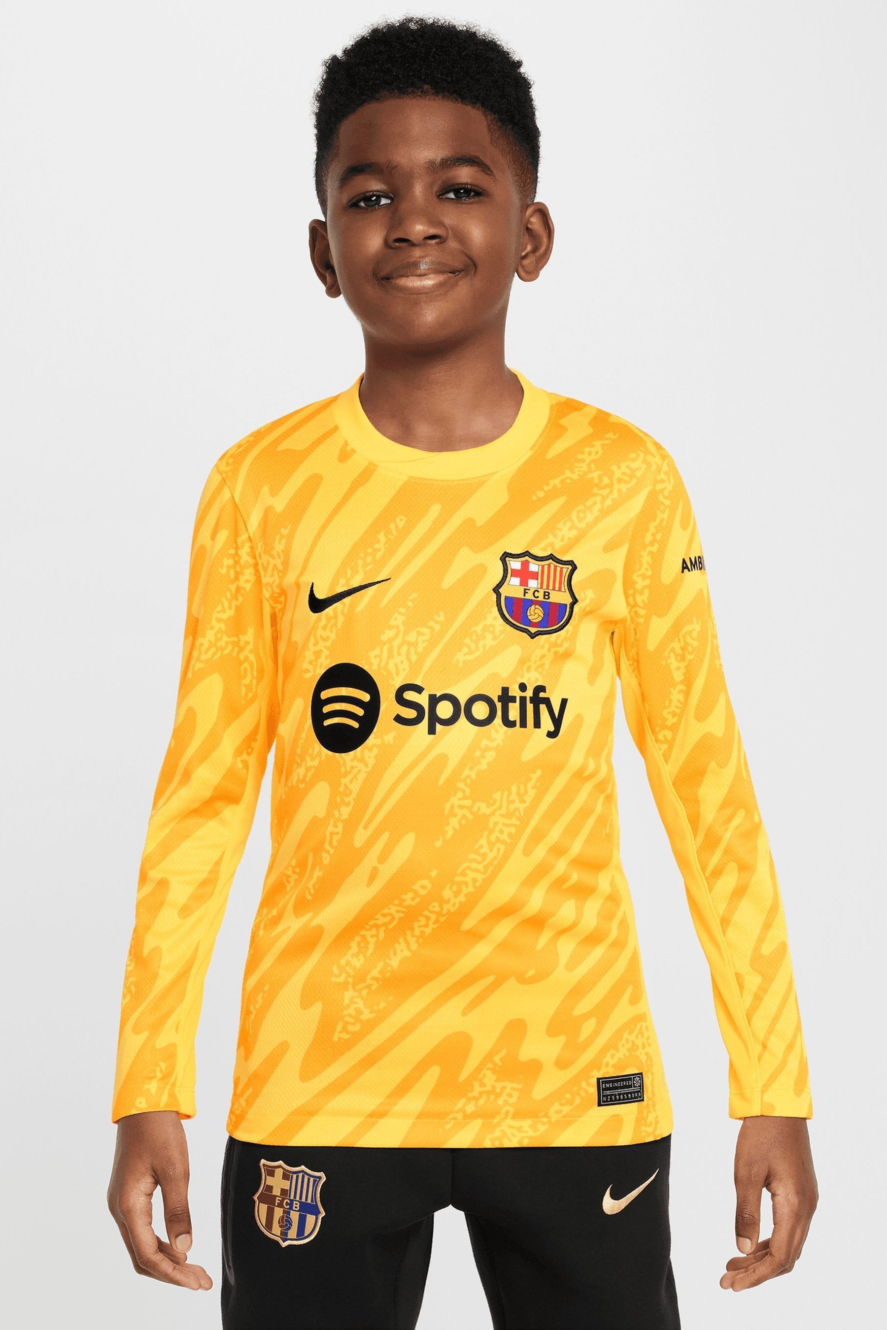 Buy Nike Yellow Kids Barcelona Goalkeeper Change Stadium Long Sleeve Shirt 2024 25 from the Next UK online shop