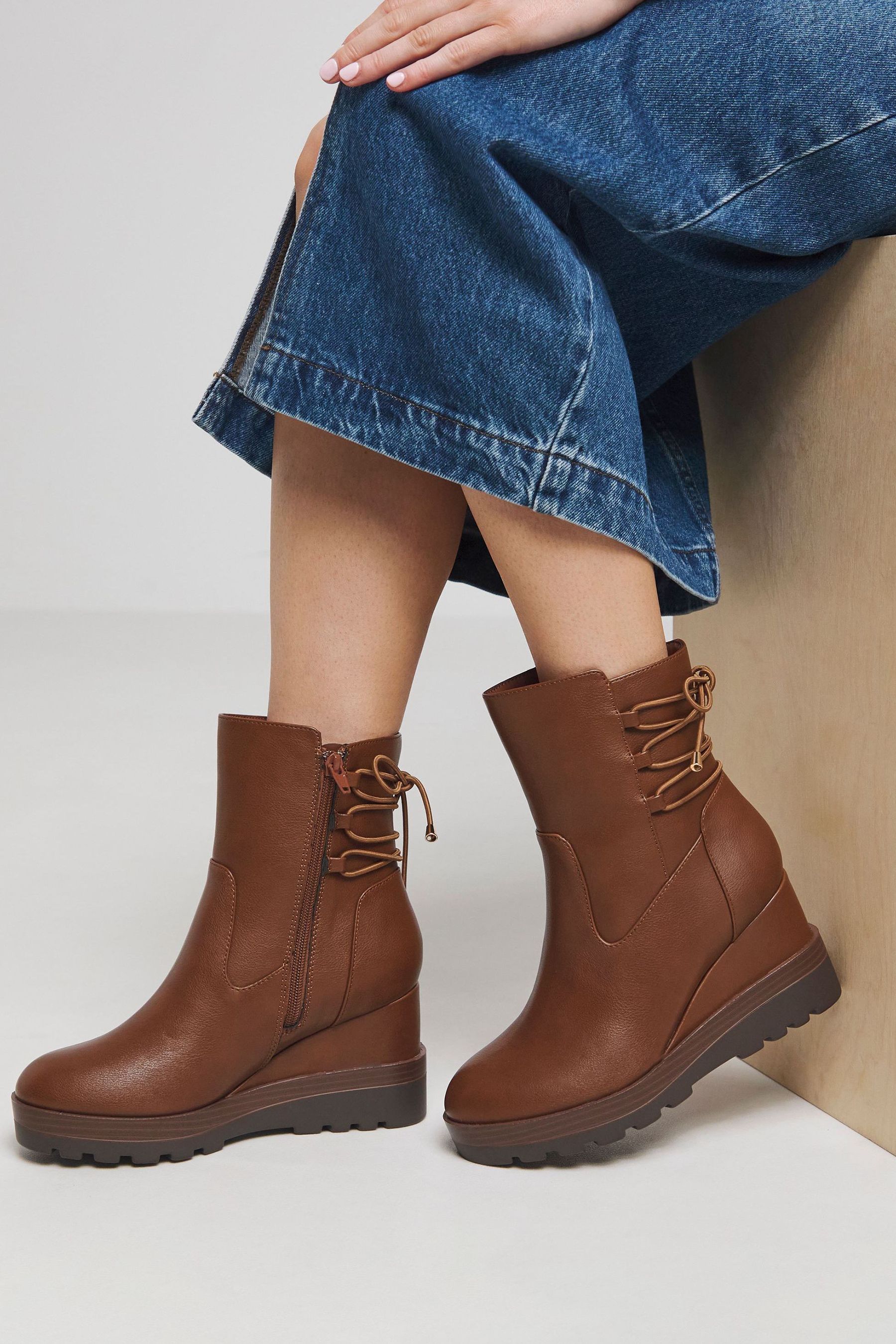 Wedge boots wide fit outlet