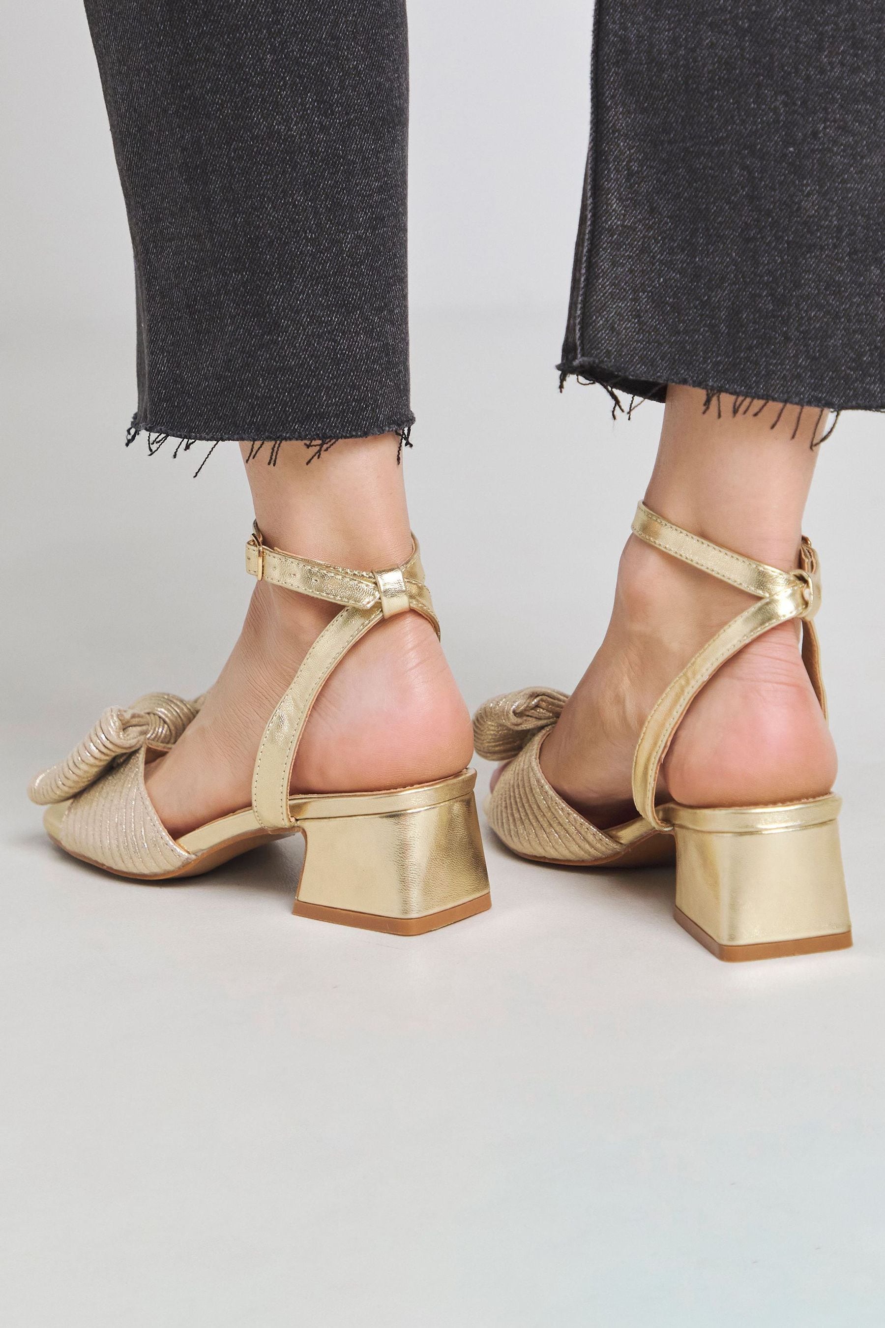 Simply be extra wide sandals deals