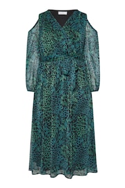 Yours Curve Green London Animal Print Cold Shoulder Dress - Image 5 of 5