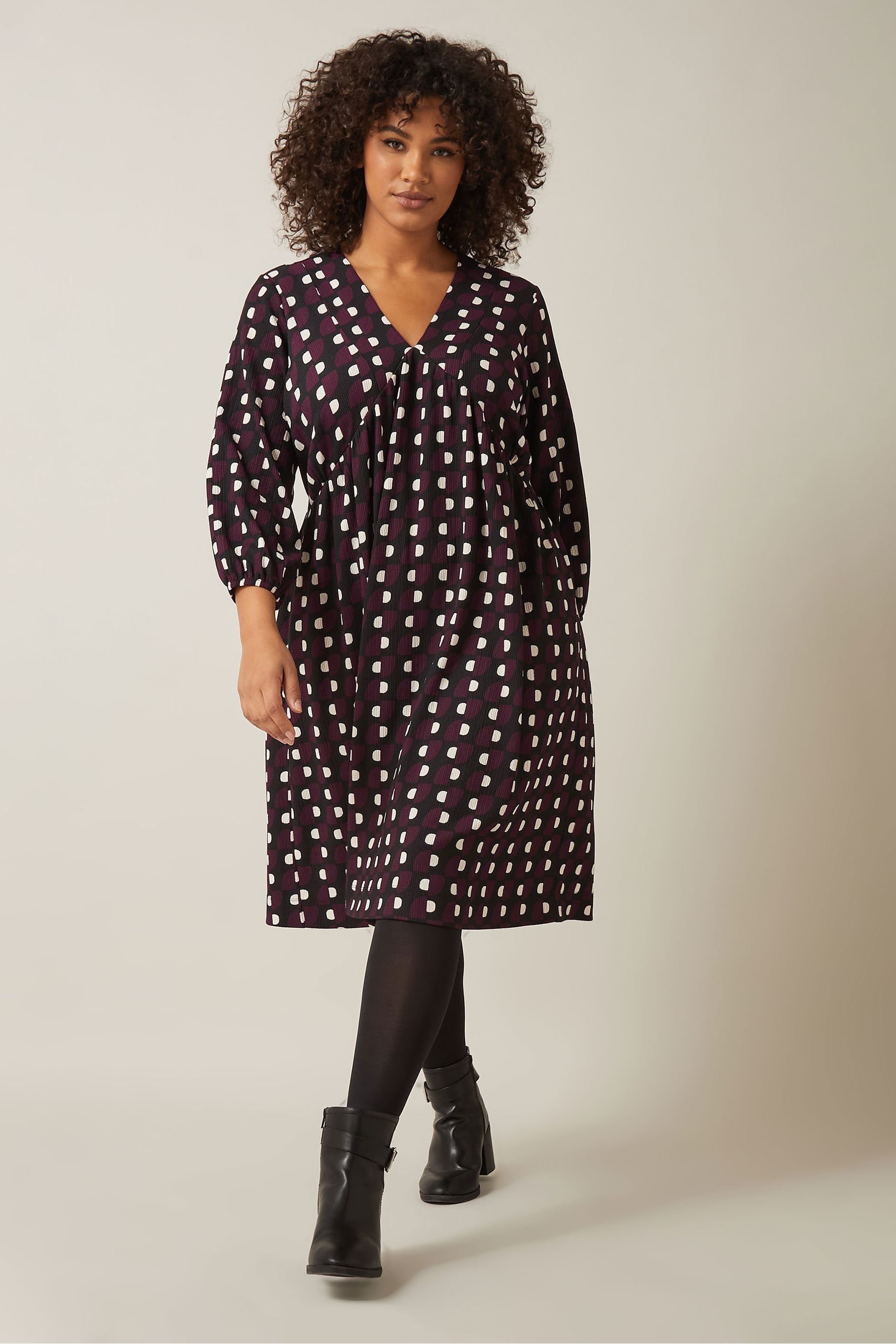 Buy Evans Red Geometric Balloon Sleeve Dress from Next Luxembourg