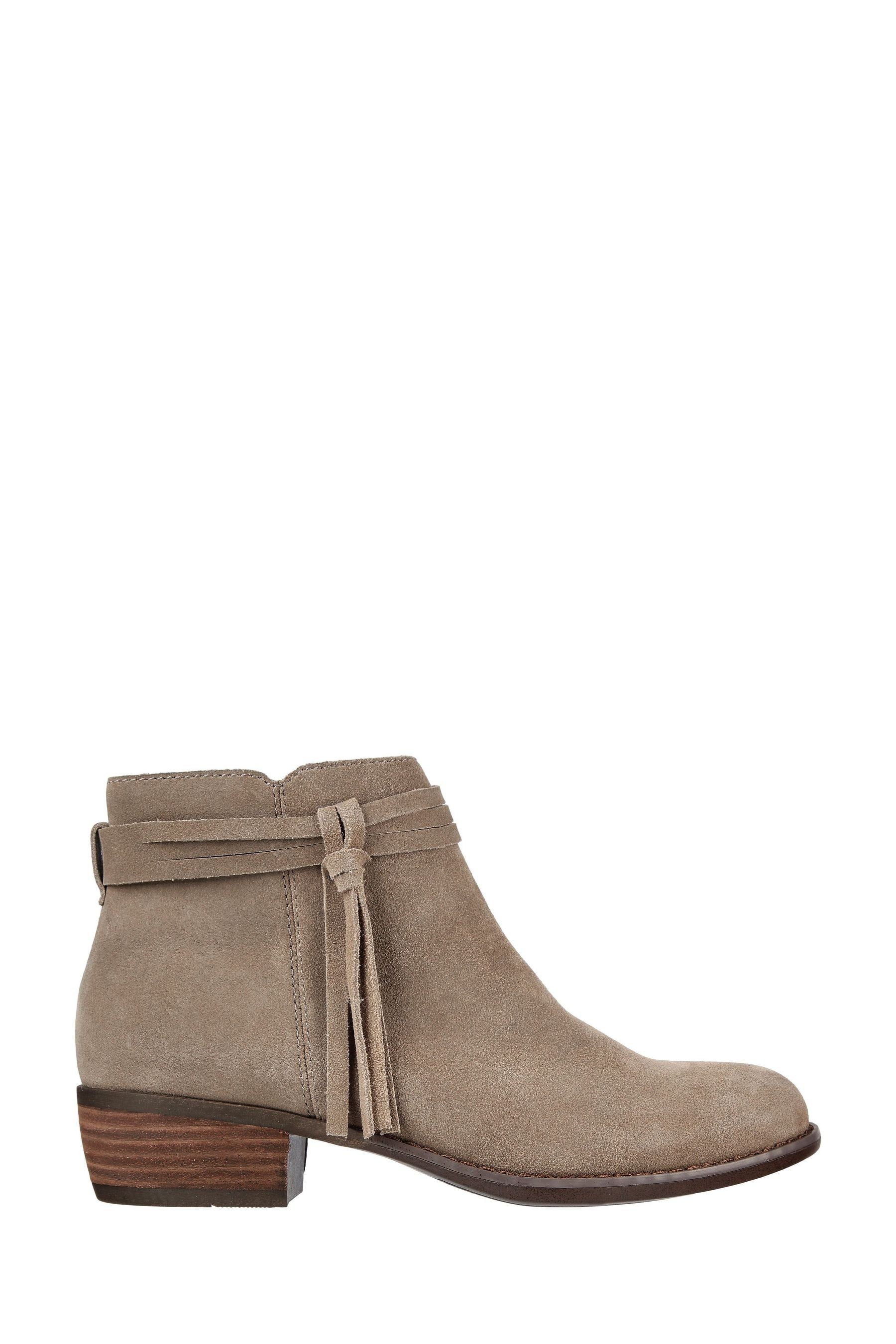 Skechers fashion boots on sale