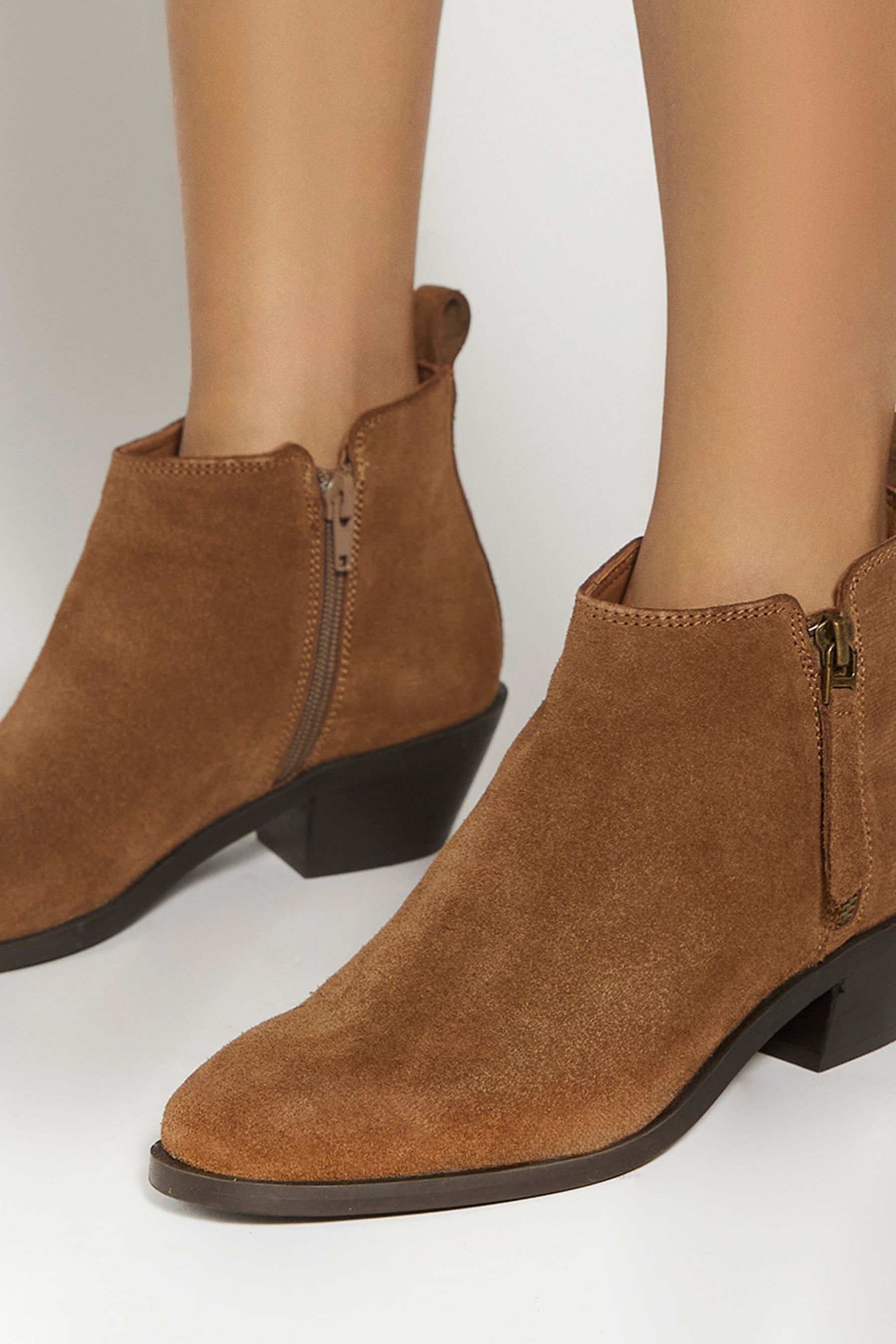 Pear boots clearance