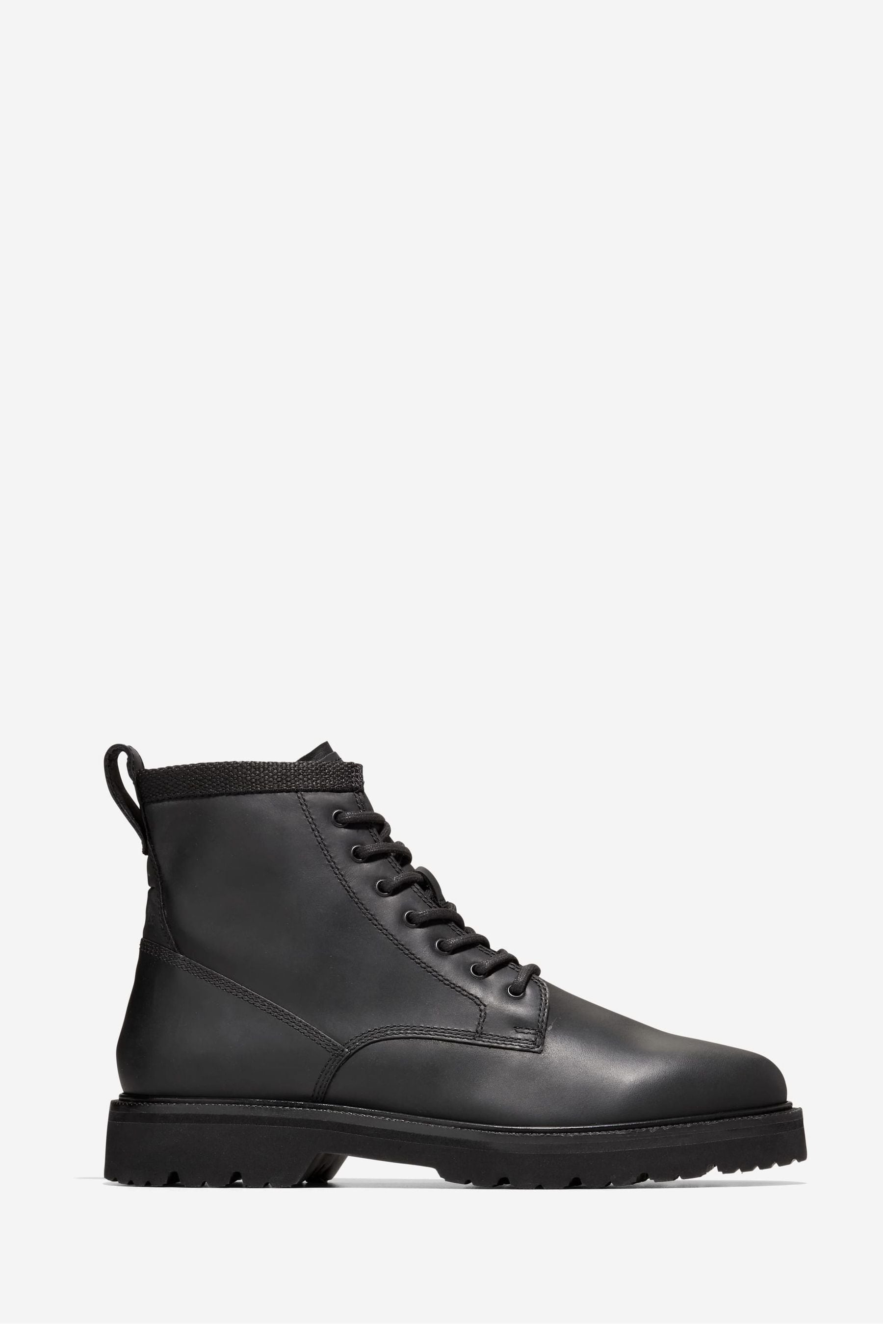 Plain black boots clearance