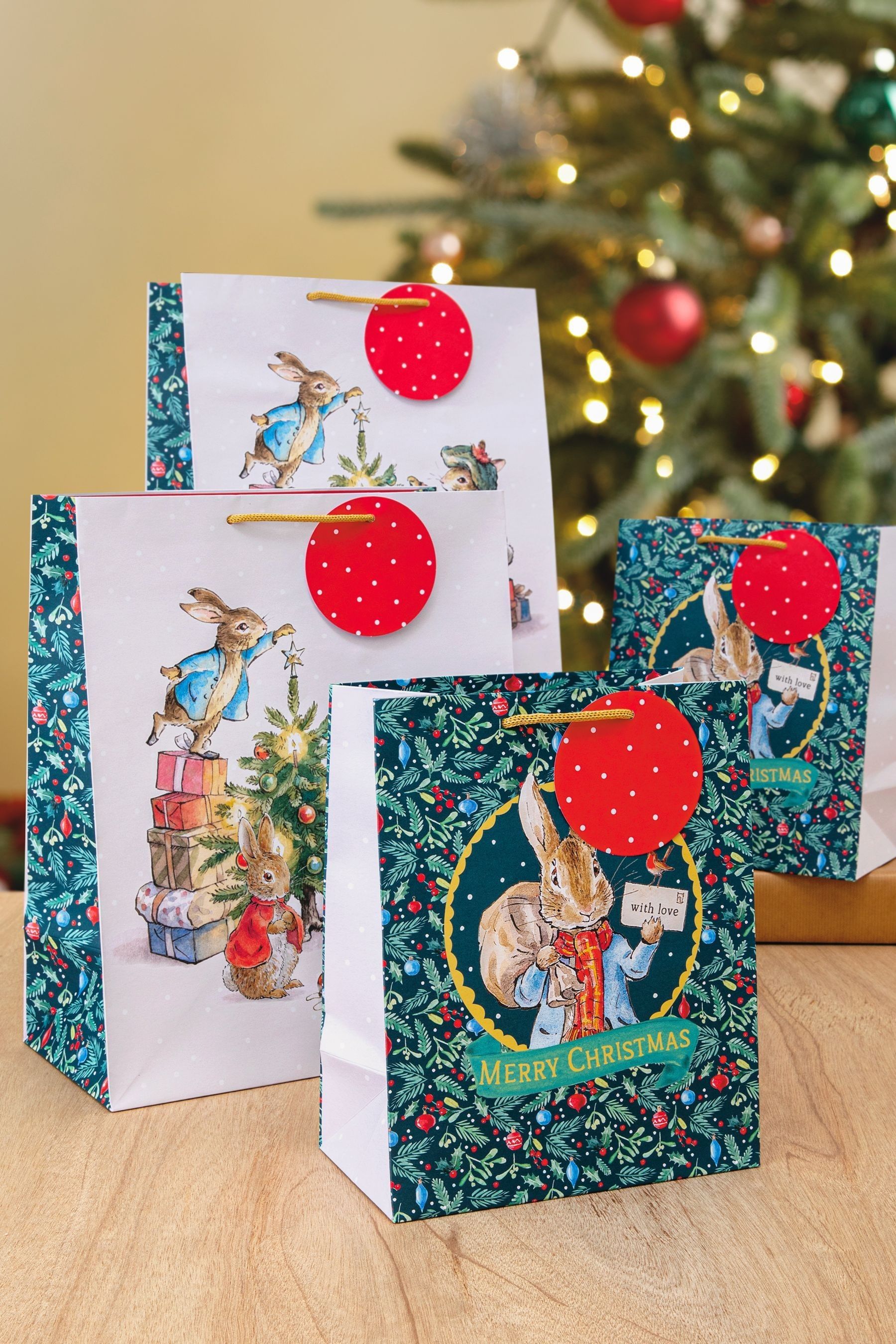 Green christmas gift bags 2025