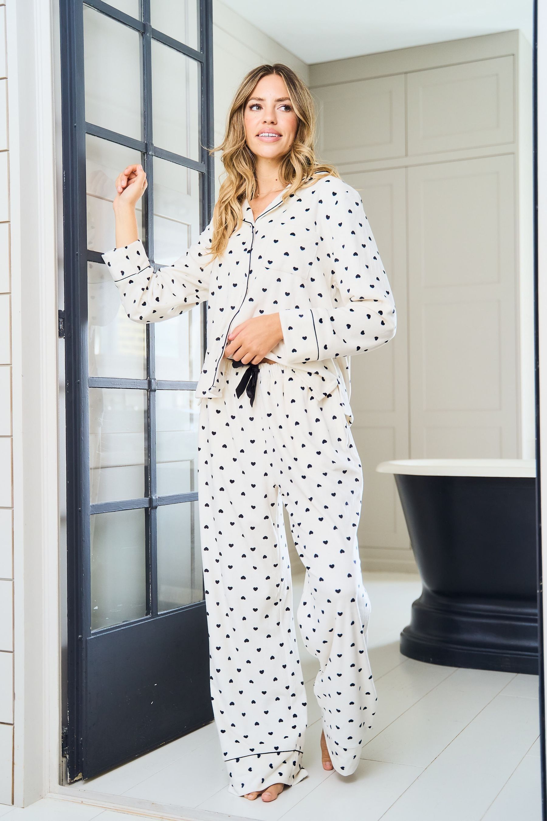 Jim Jam the Label Mono Revere White Pyjamas Set