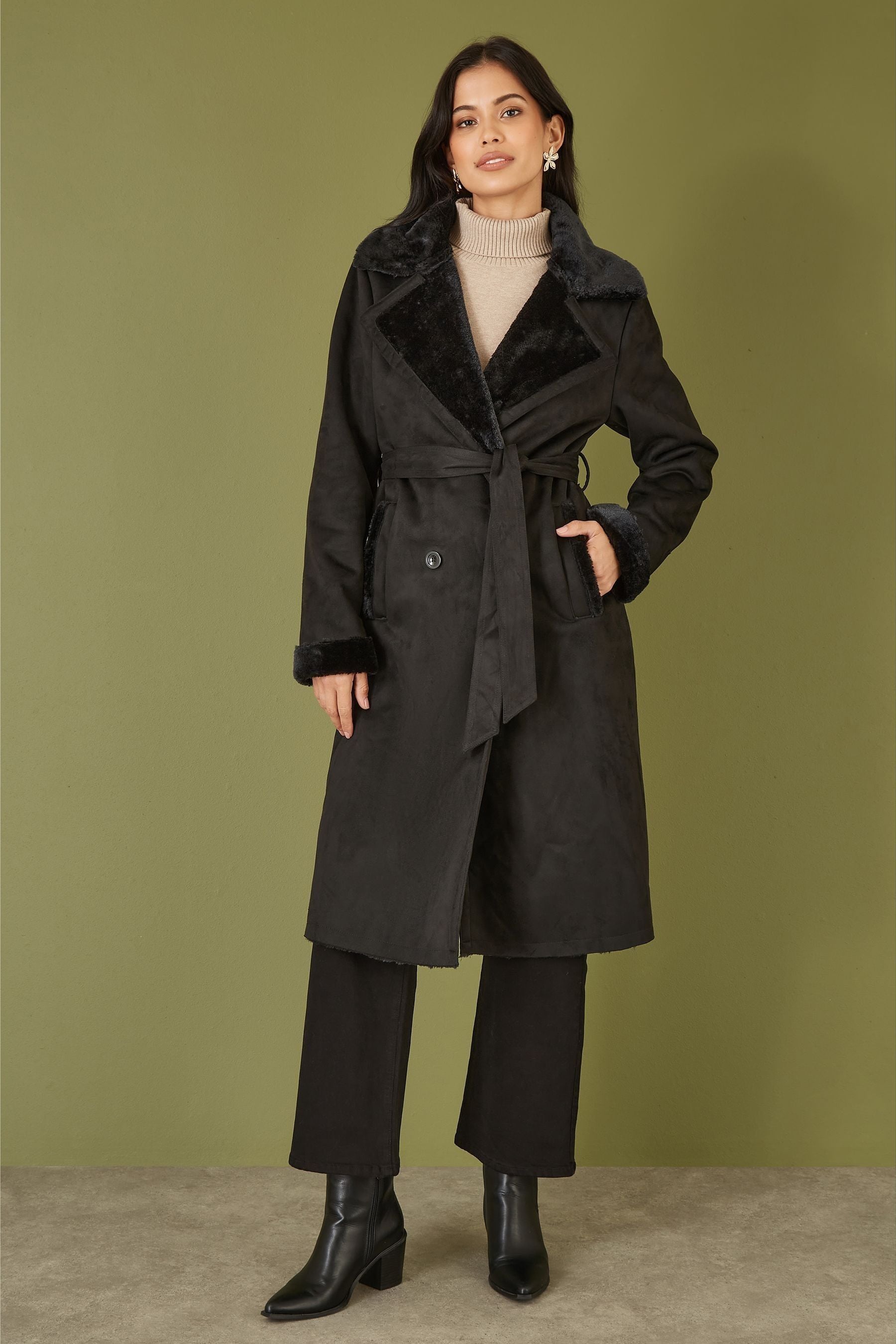 Yumi trench coat best sale