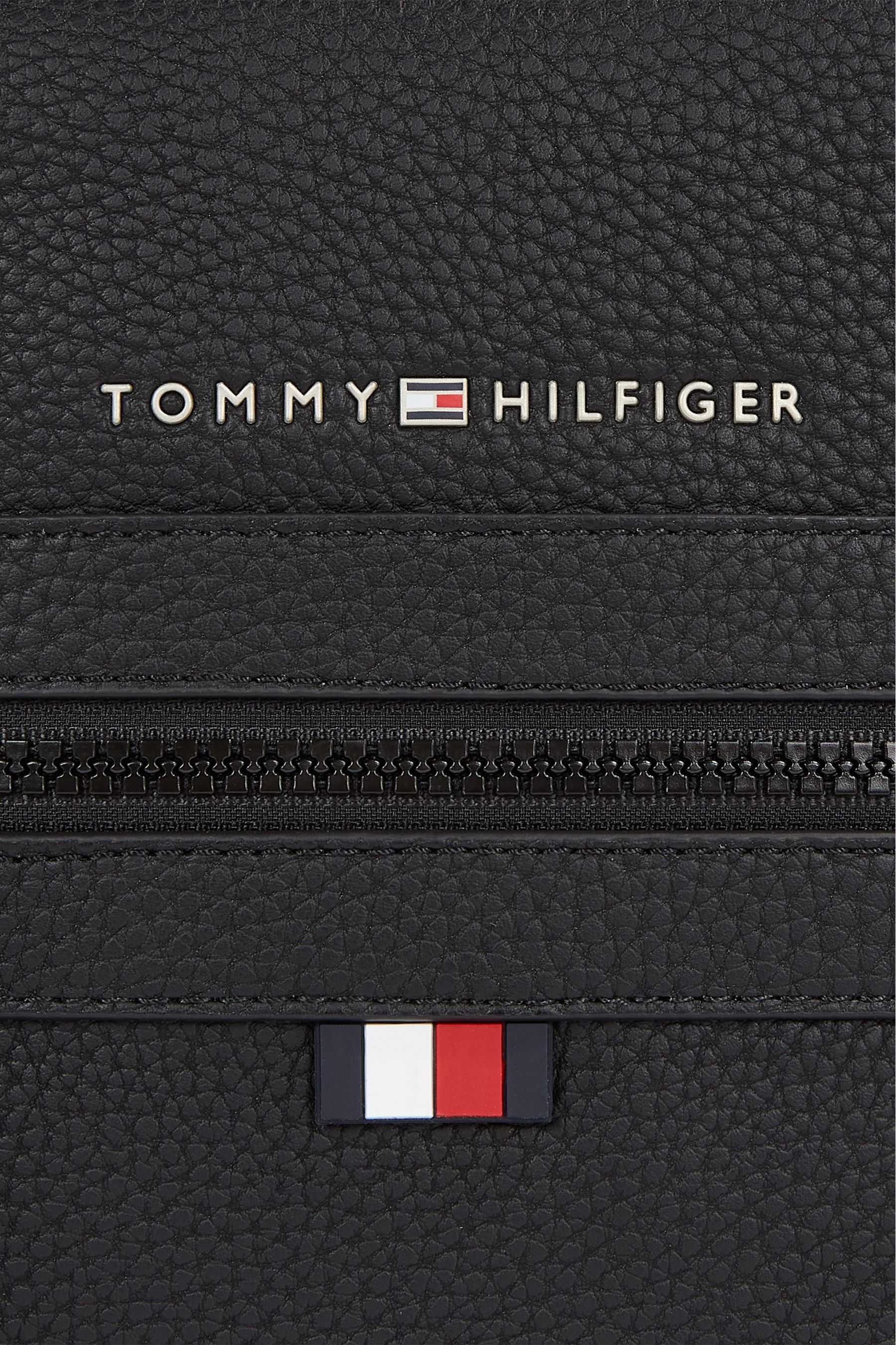 Tommy hilfiger essential reporter outlet