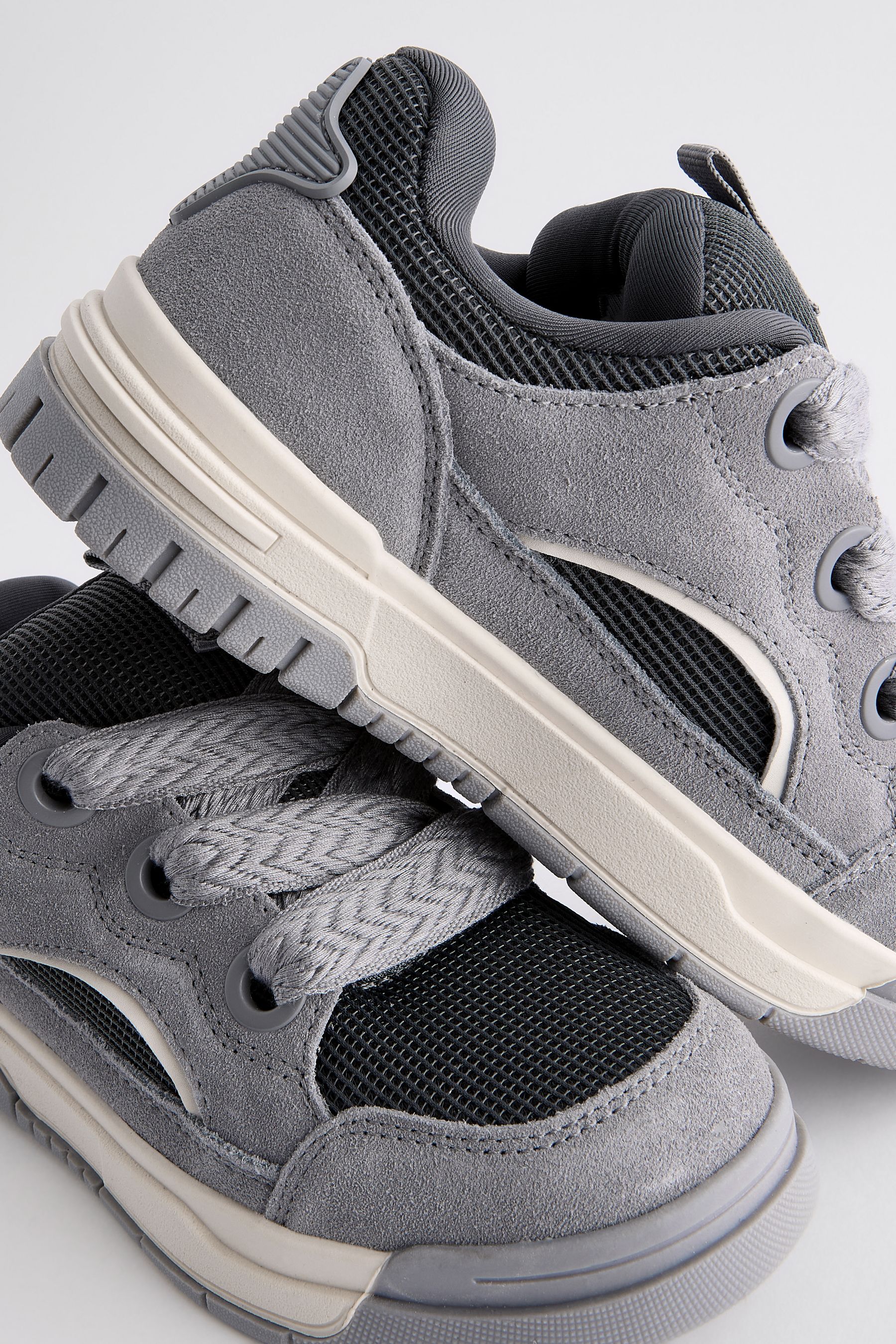 Skateboarding trainers 2025