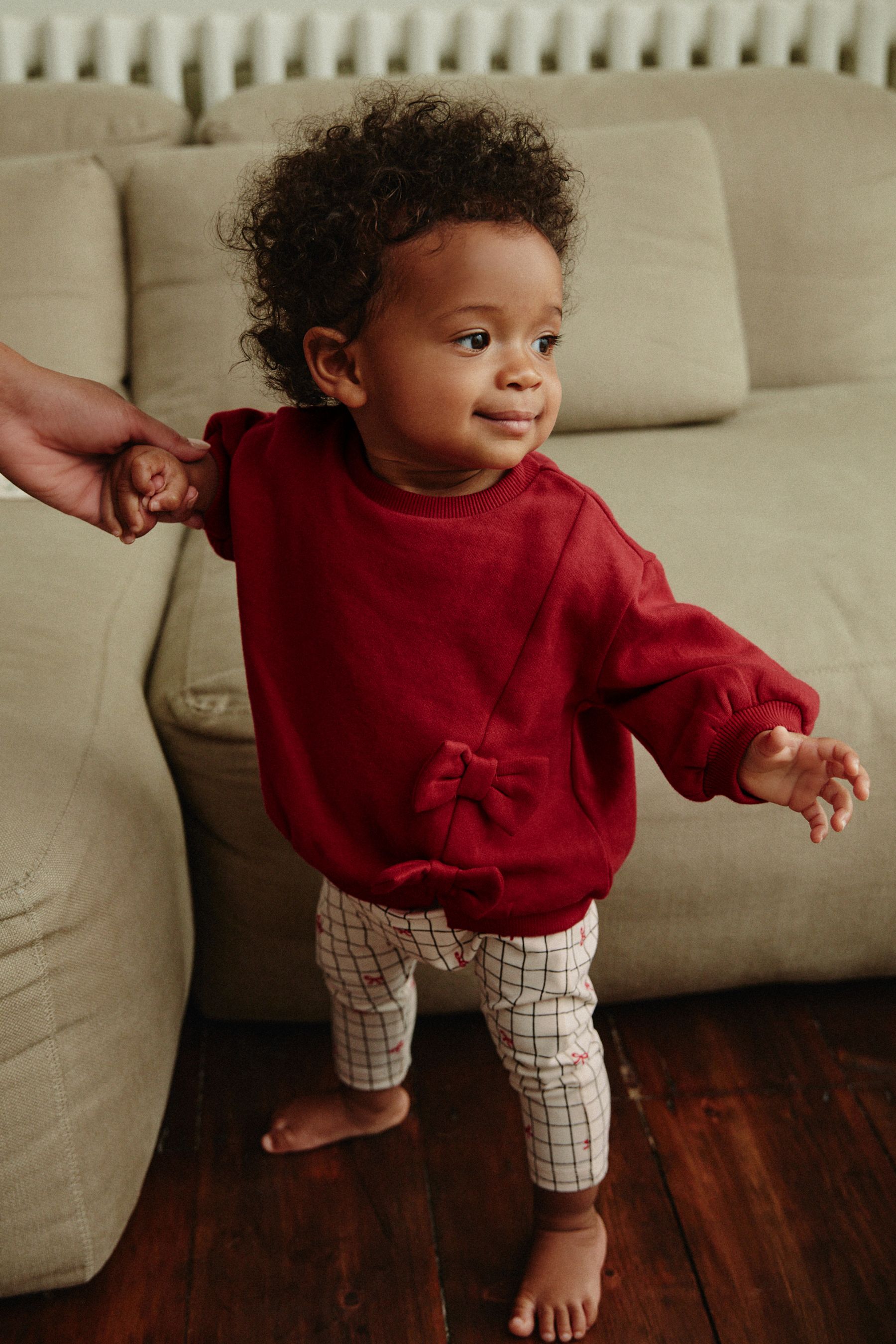Red sweatshirt baby hotsell