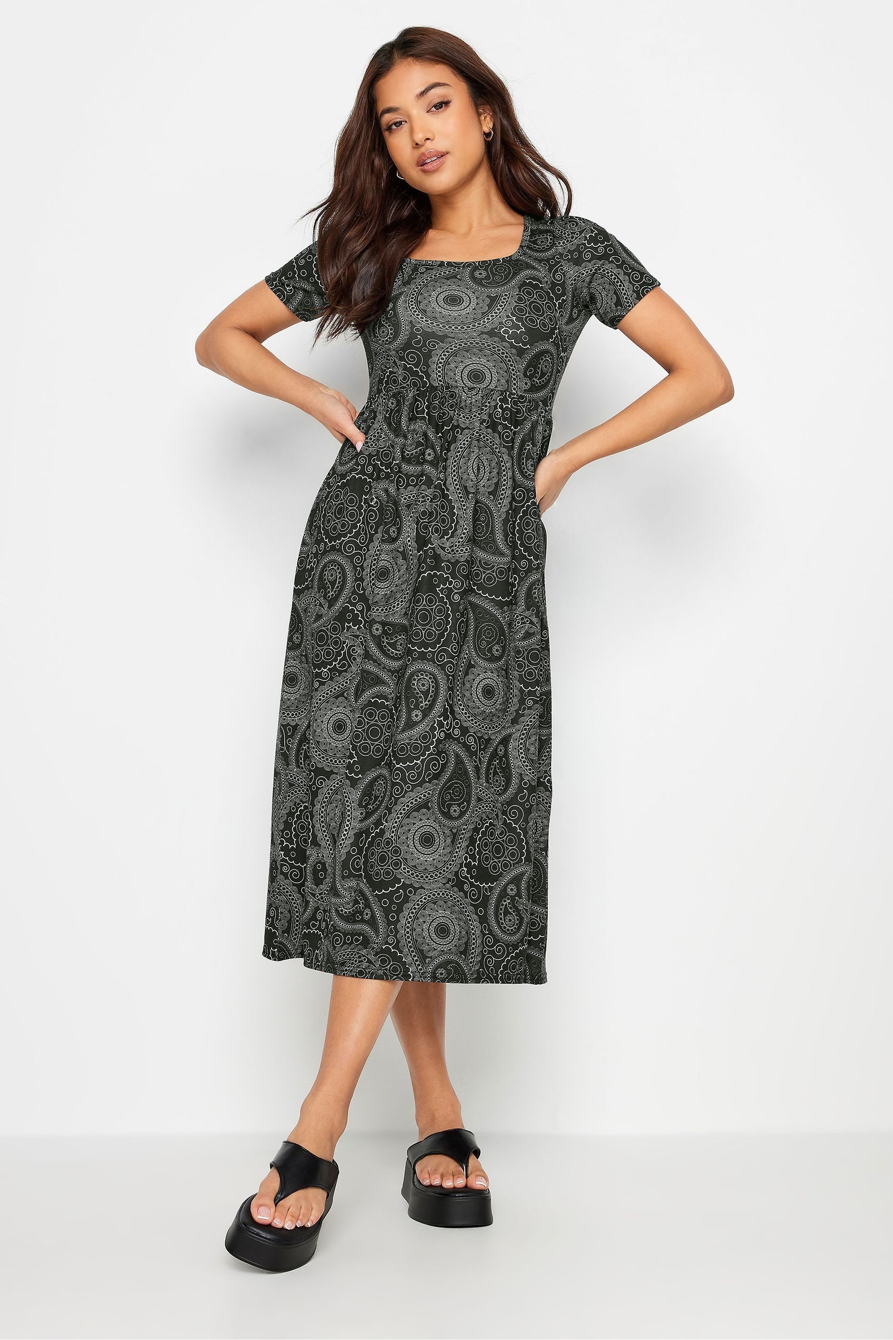 Effia Midi Dress in White with Black Paisley Print