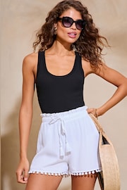 Lipsy White Trim Beach Paperbag Shorts - Image 4 of 4