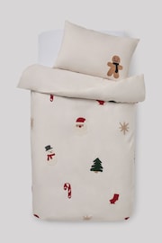 Tufted Character Christmas Duvet Cover and Pillowcase Set - Image 4 of 5