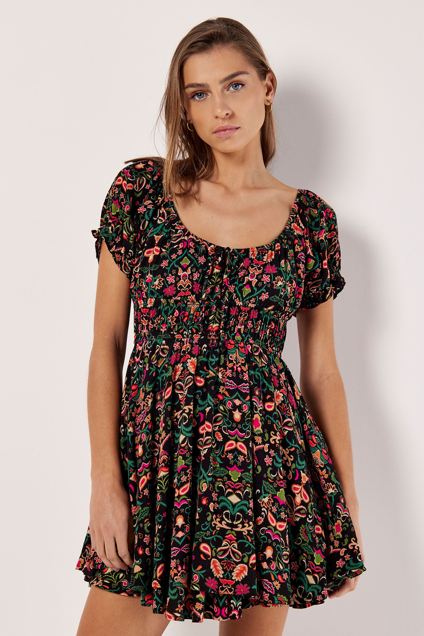 Apricot black floral dress shop
