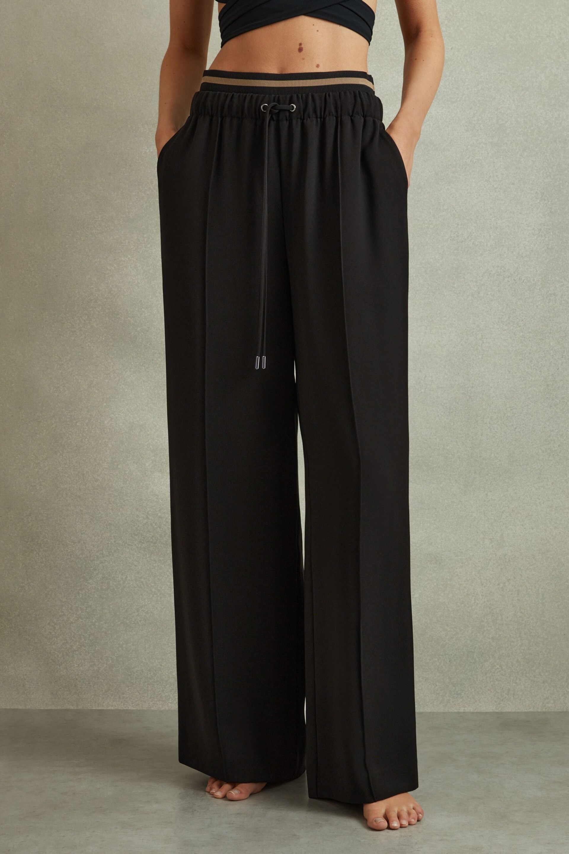 Reiss Black Fleur Waistband Detail Wide Leg Trousers - Image 1 of 6