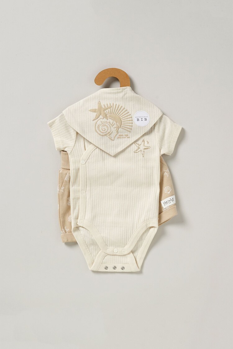 Homegrown Natural 3 Piece Bodysuit Shorts And Reversible Bib Set - Image 2 of 5