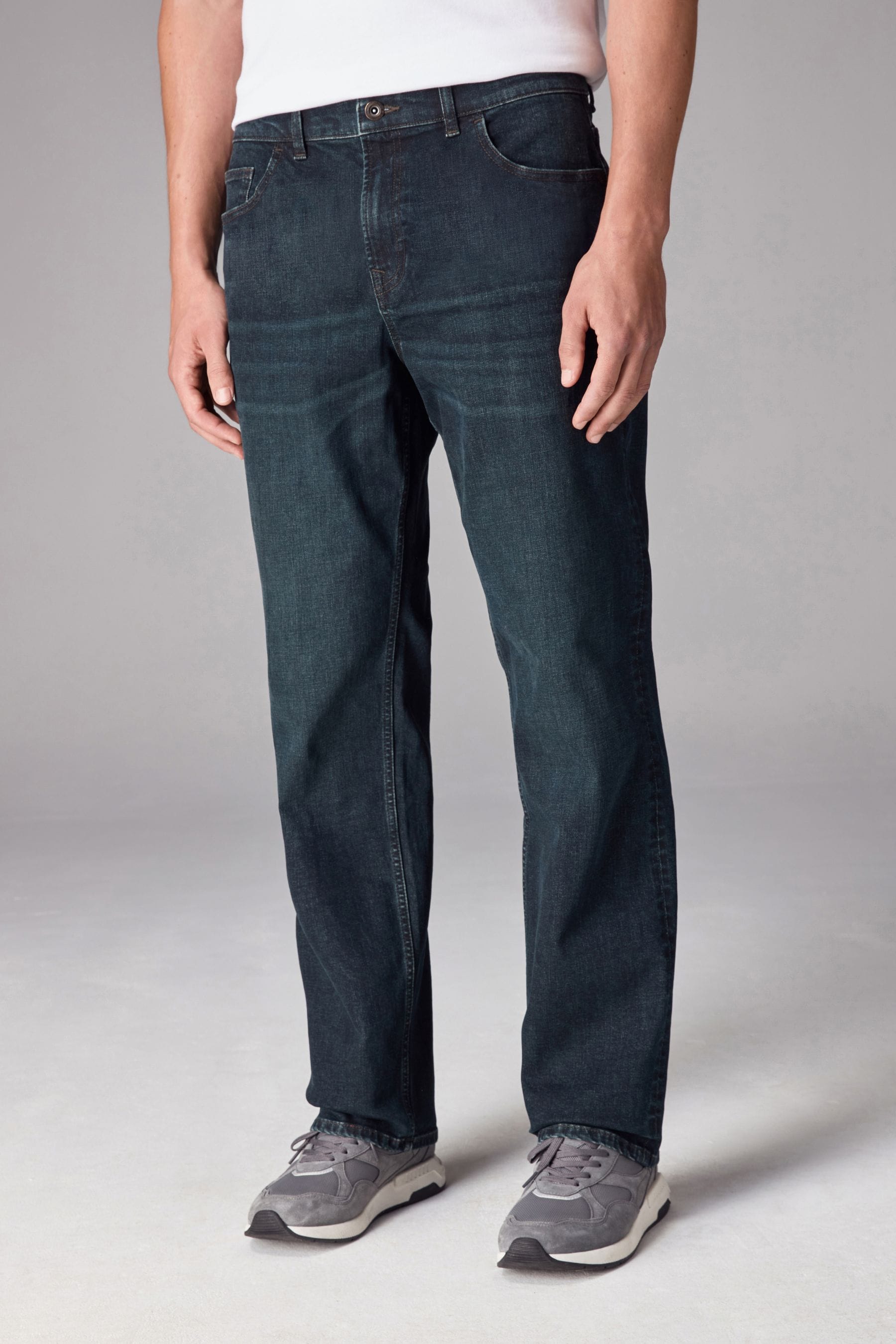 Relaxed fit jeans uk shop